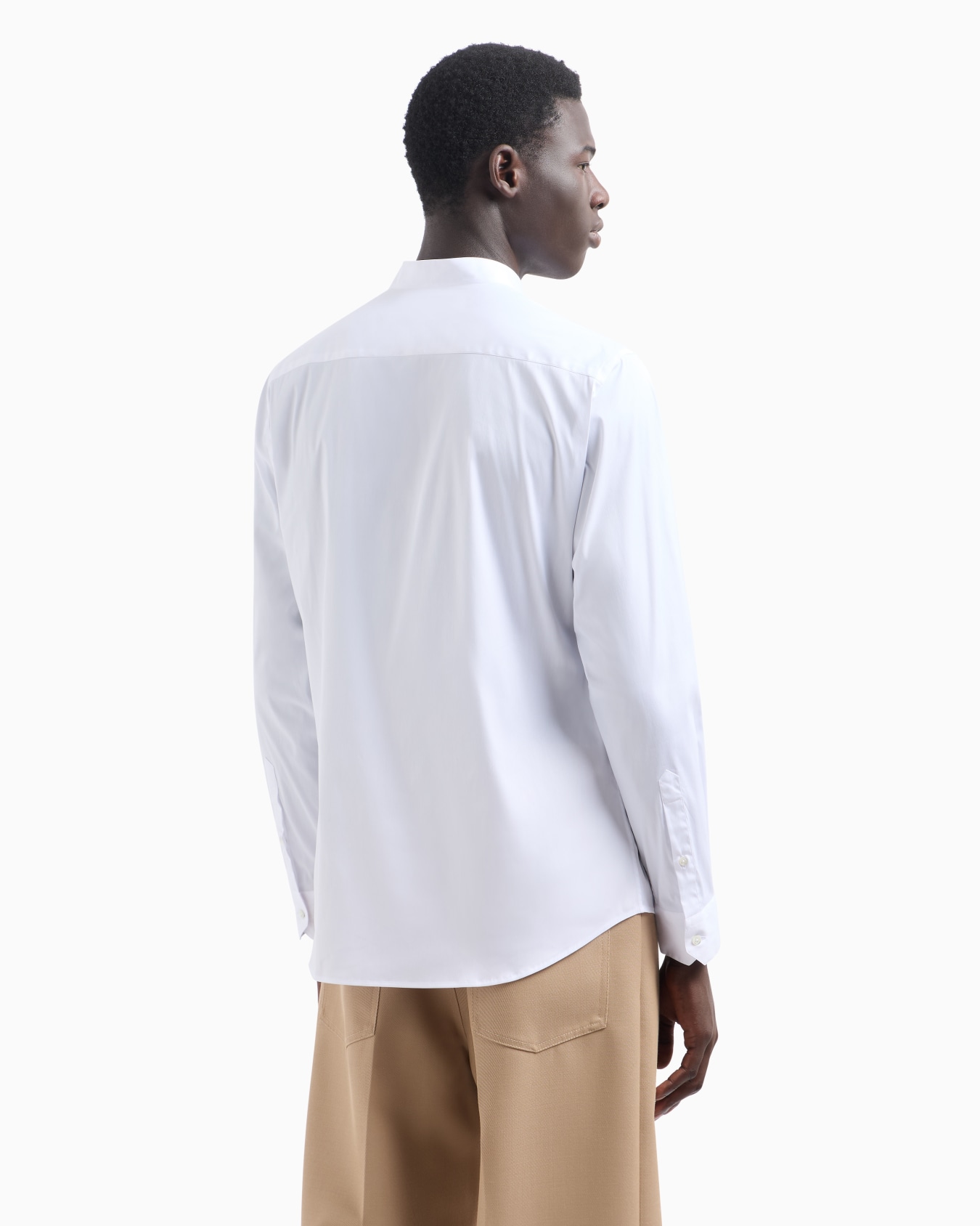 Chemise col officier en satin stretch Diapositive 2