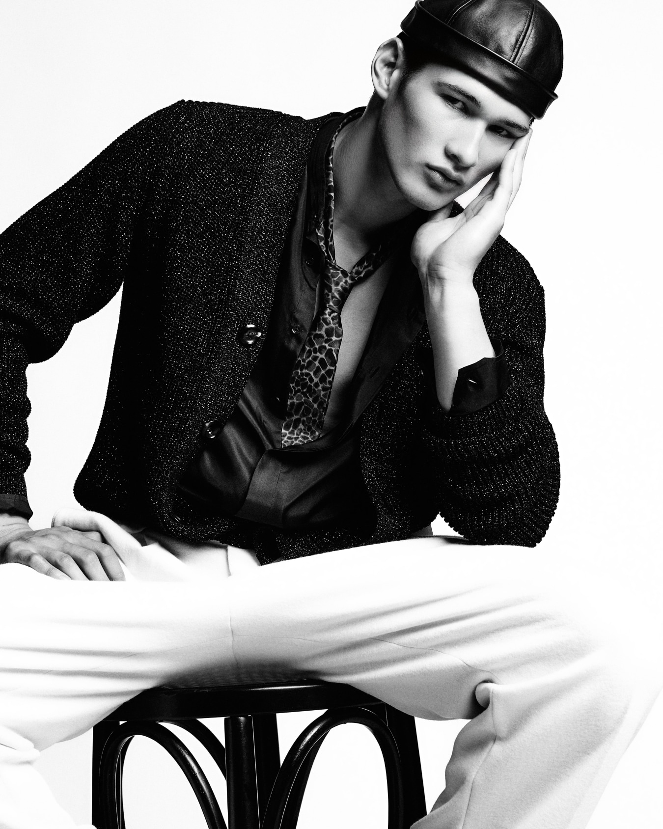 Camisa plisada de seda pura con cuello de tira Diapositiva 5