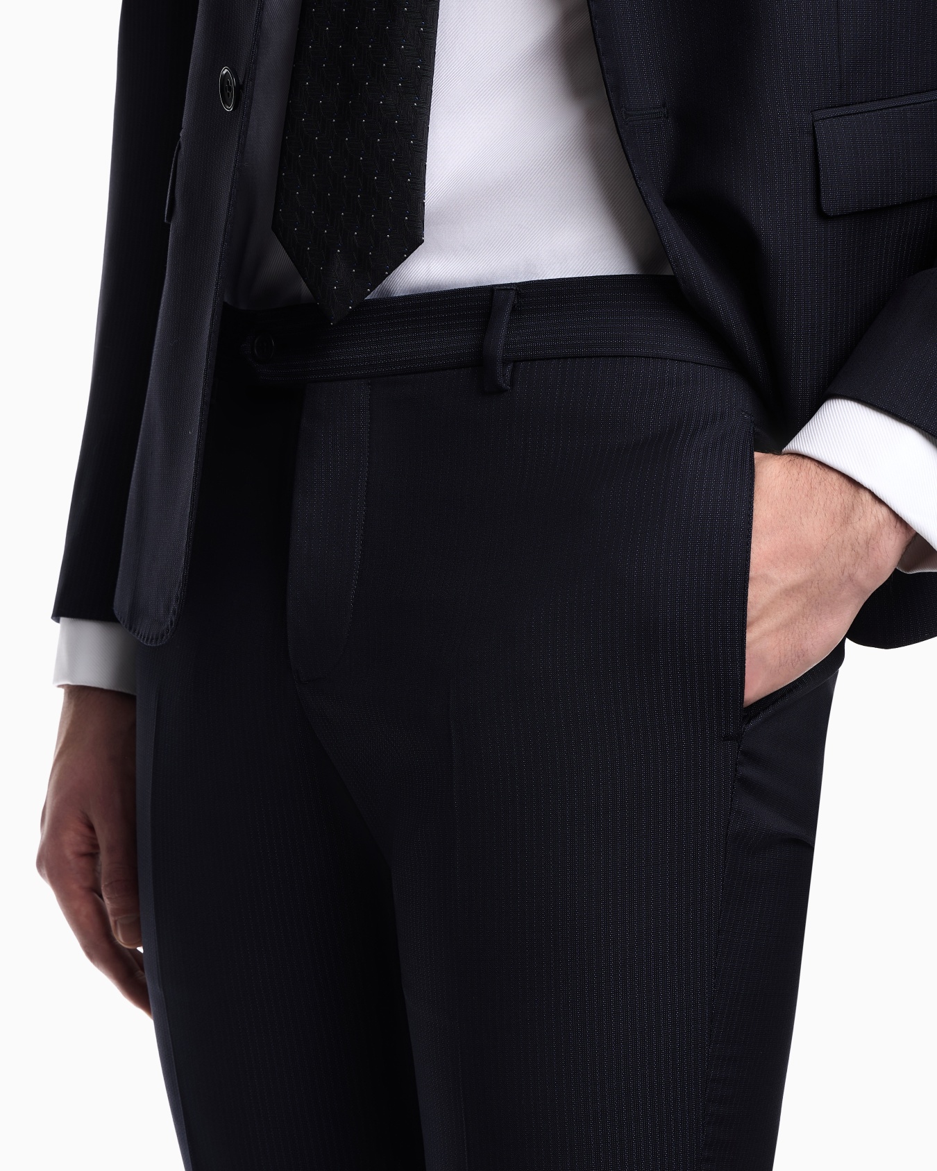 High twist wool dress with micro-designs Slide 4