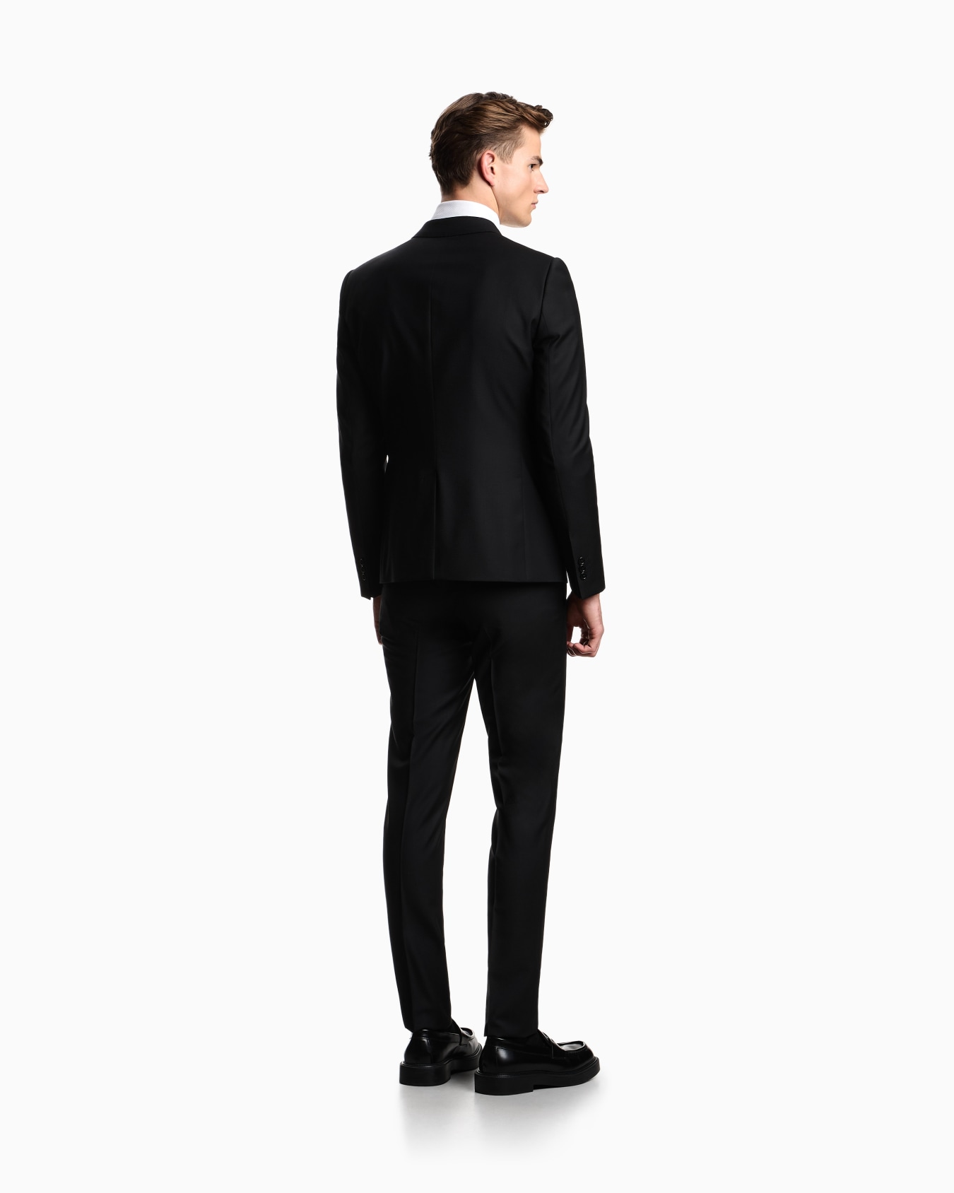 Slim-fit single-breasted suit in a monochromatic micro-jacquard virgin wool Slide 2