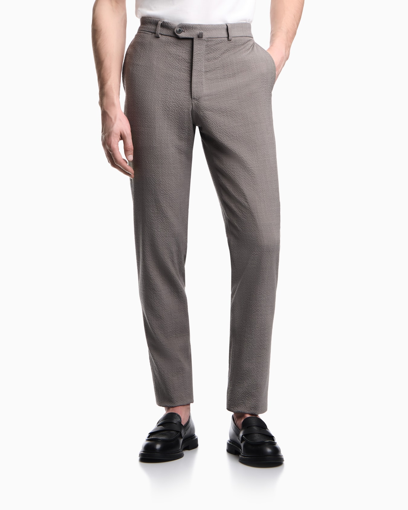 Chinos in light wool stretch seersucker Slide 3