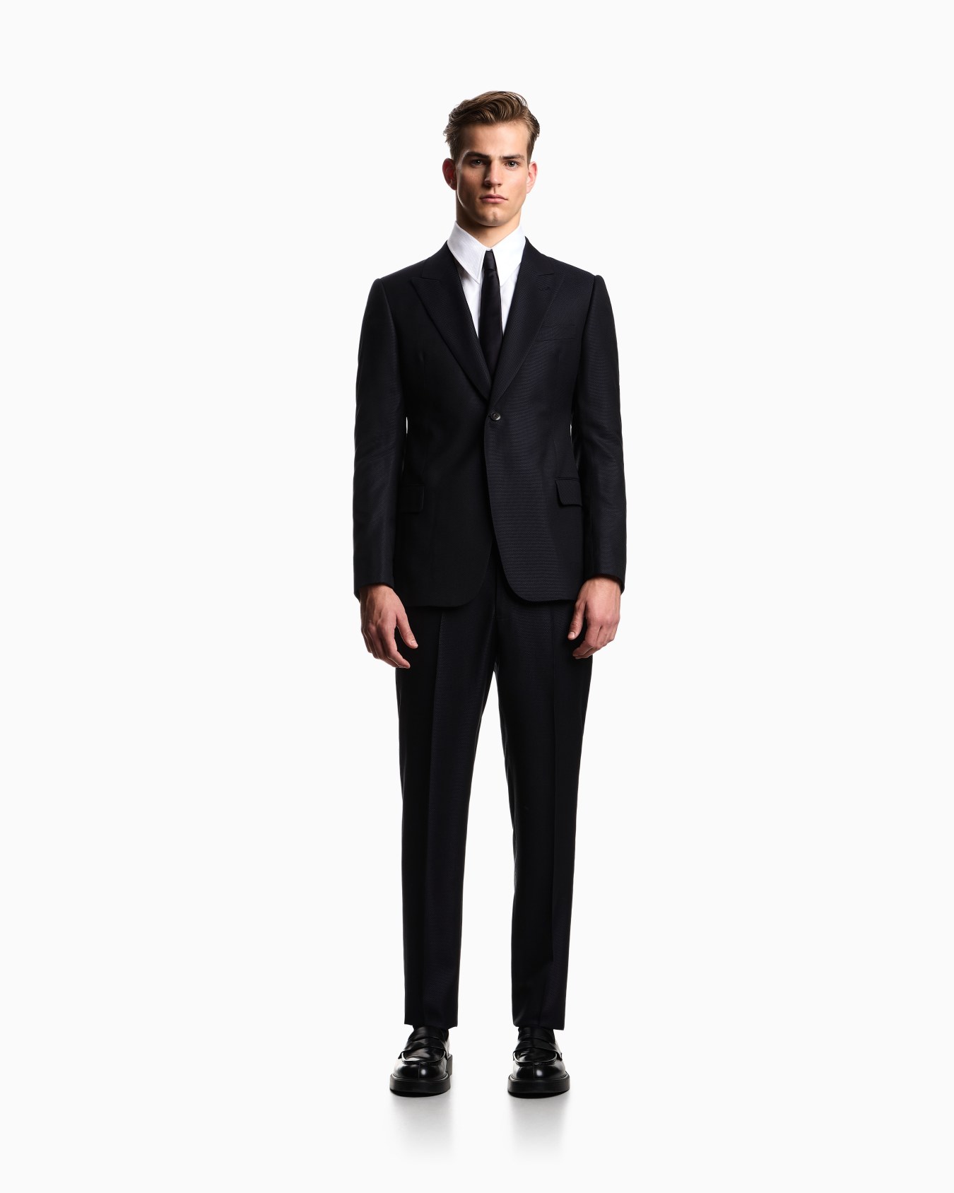 Single-breasted suit in a micro-weave wool and silk blend Slide 1