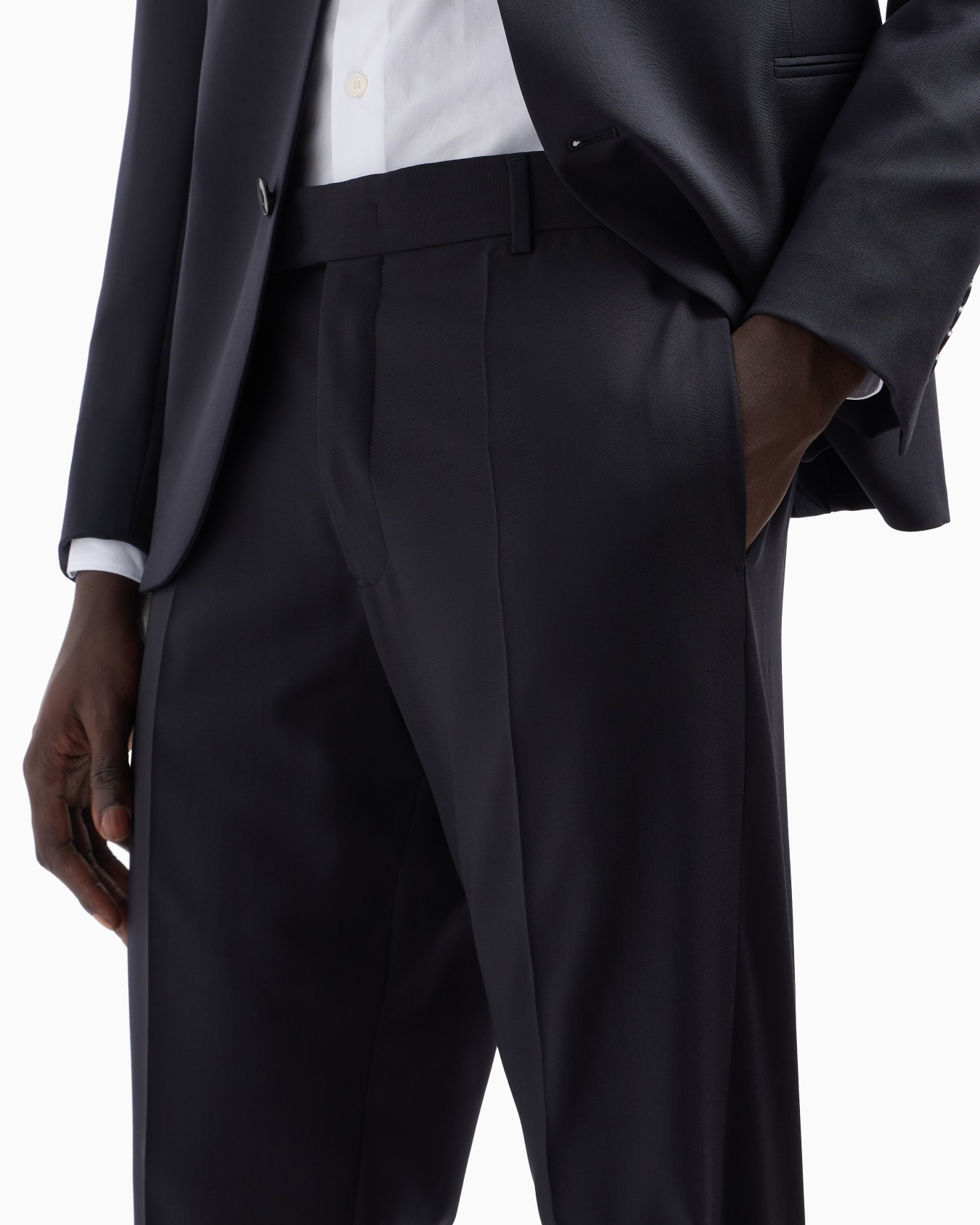 Traje slim fit con chaqueta de abotonadura sencilla de tela elástica de lana fría tropical natural Diapositiva 5