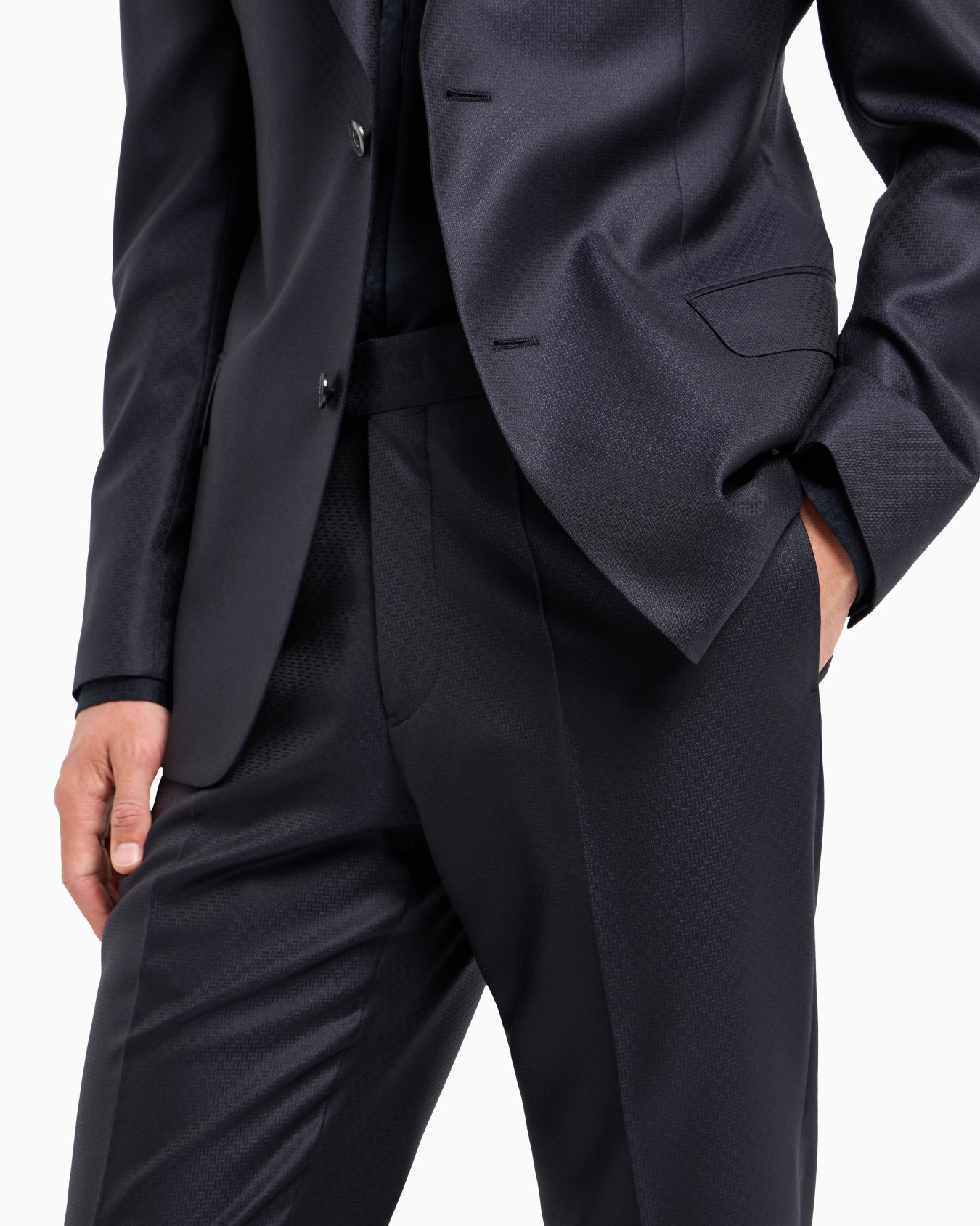 Traje con chaqueta de abotonadura sencilla de lana y seda con microfantasía efecto tejido jacquard Diapositiva 5