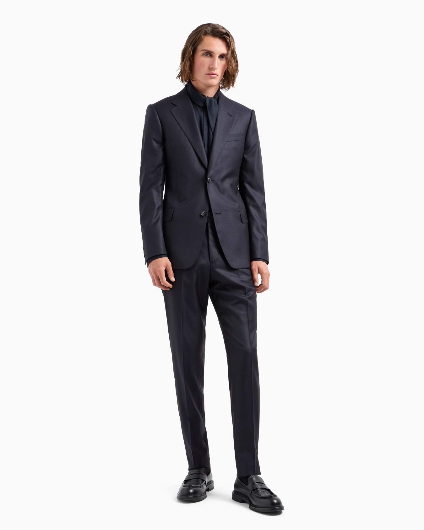 Traje con chaqueta de abotonadura sencilla de lana y seda con microfantasía efecto tejido jacquard Diapositiva 1