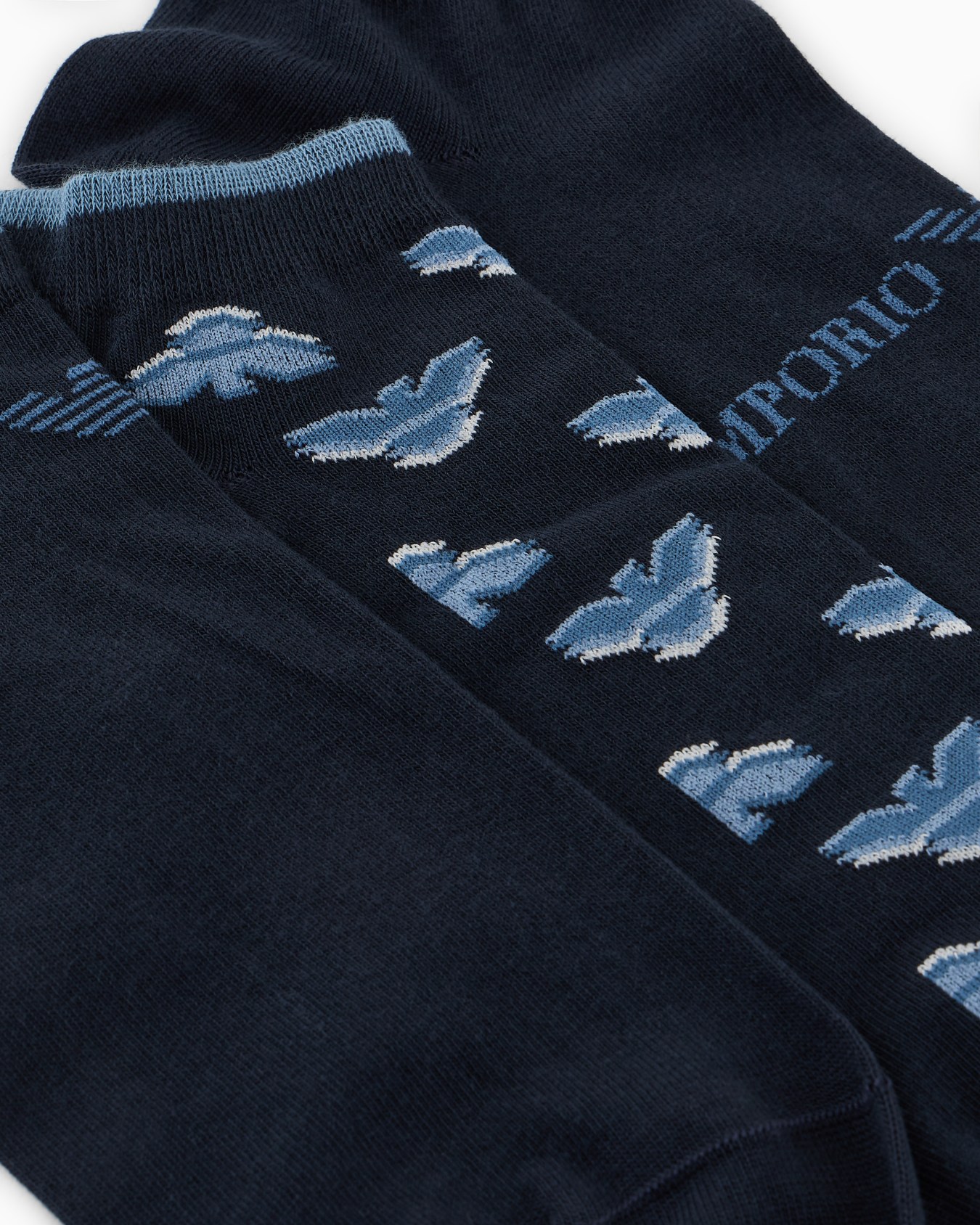 Gift pack of 3 ankle socks with jacquard logo Slide 1