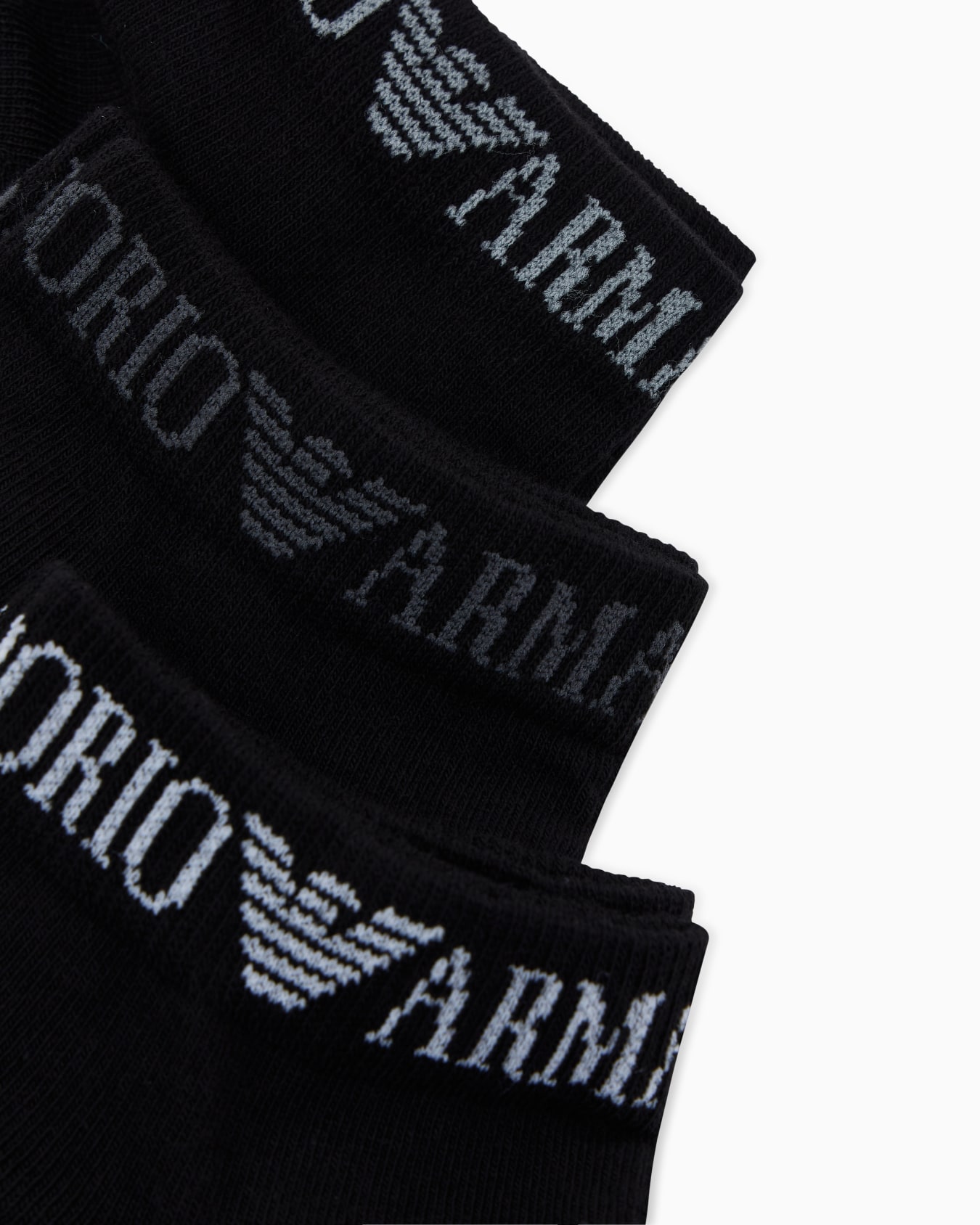 Three-pack of Extended logo ankle socks Slide 1