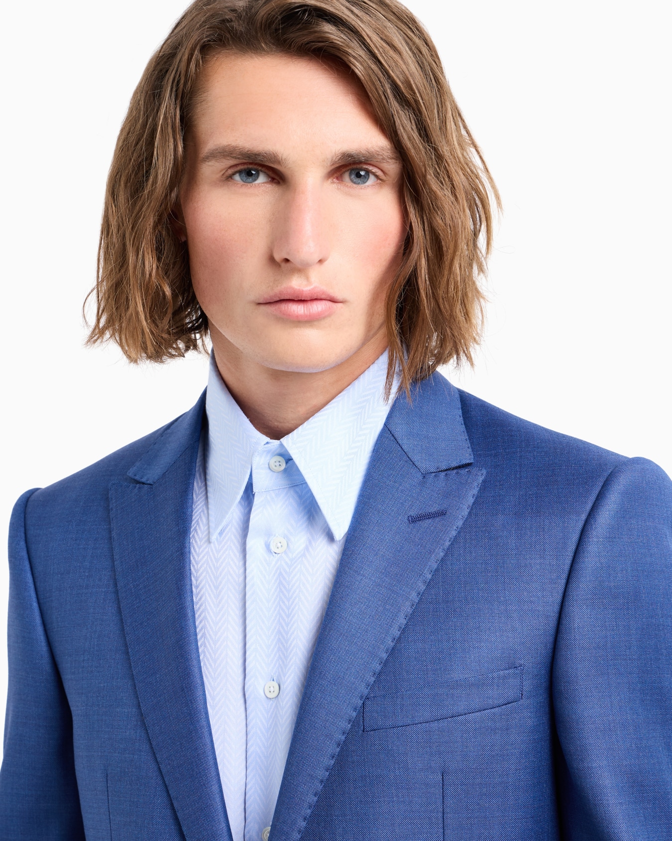 Single-breasted slim-fit suit in a silky-finish grisaille Slide 4