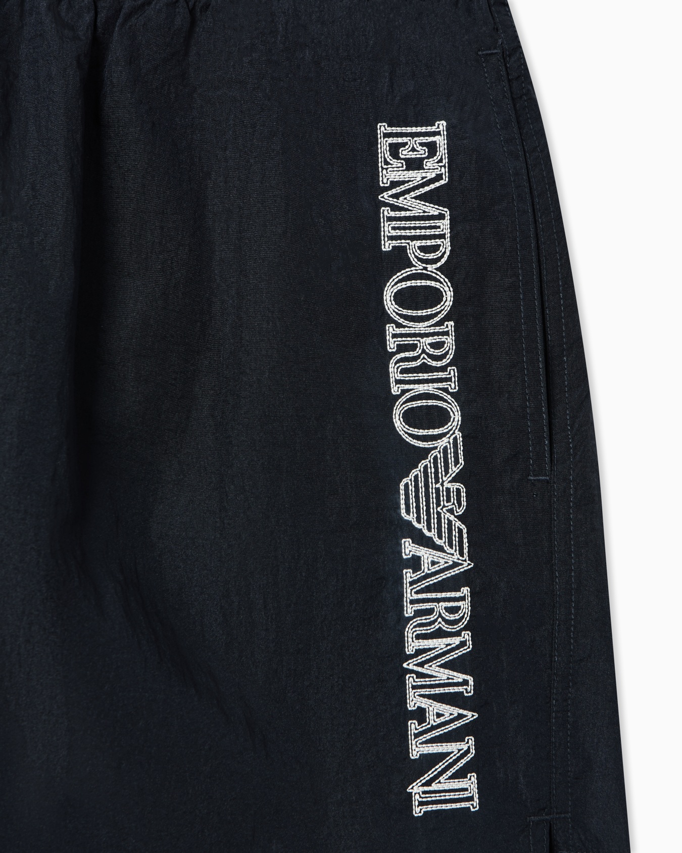 Short de bain avec broderie logo surpiquée Diapositive 1