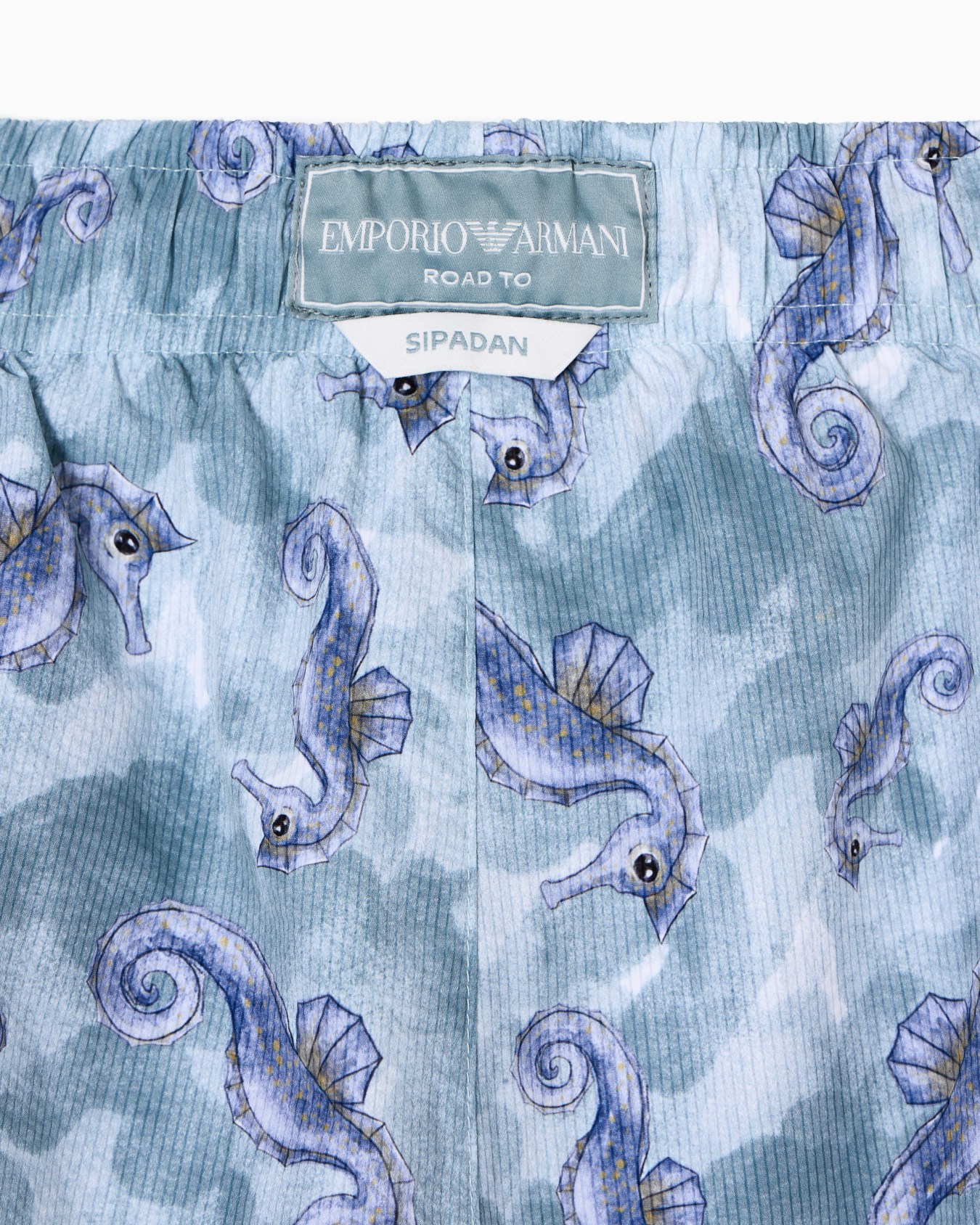 Sea animals print swim shorts Slide 3