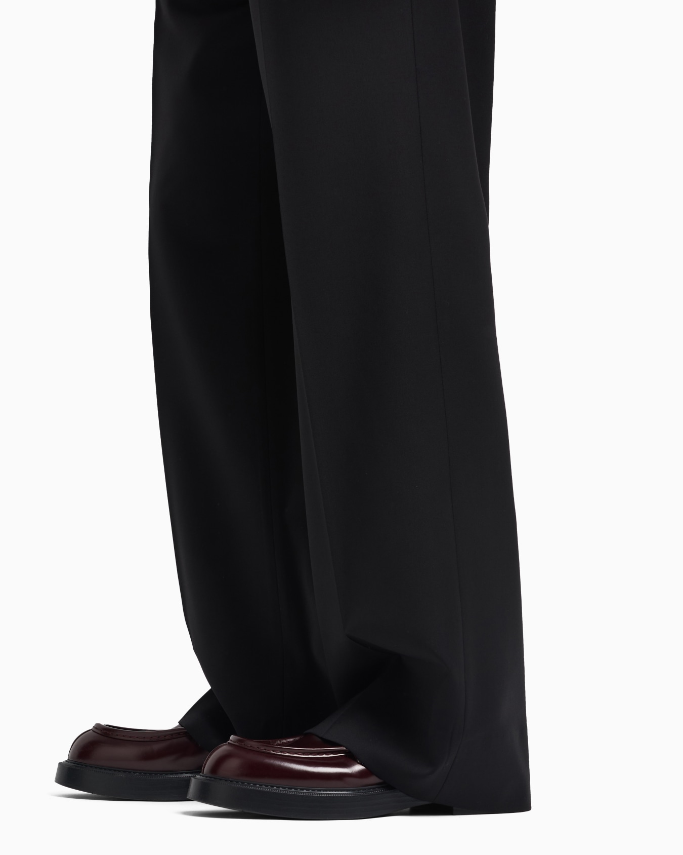 Pantalon à pinces en sergé stretch de laine vierge Icon Diapositive 5