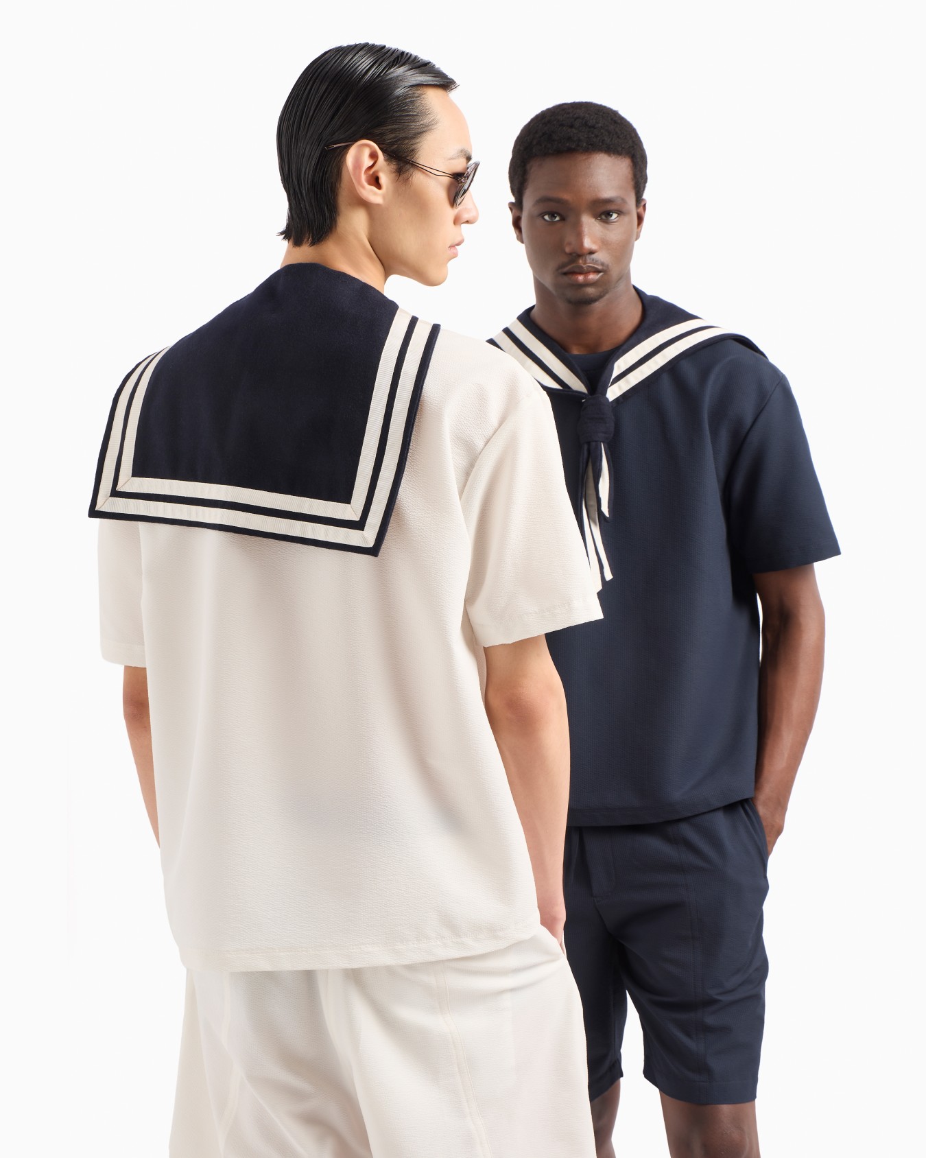 Ultra-light technical seersucker Bermuda shorts with drawstring Slide 6