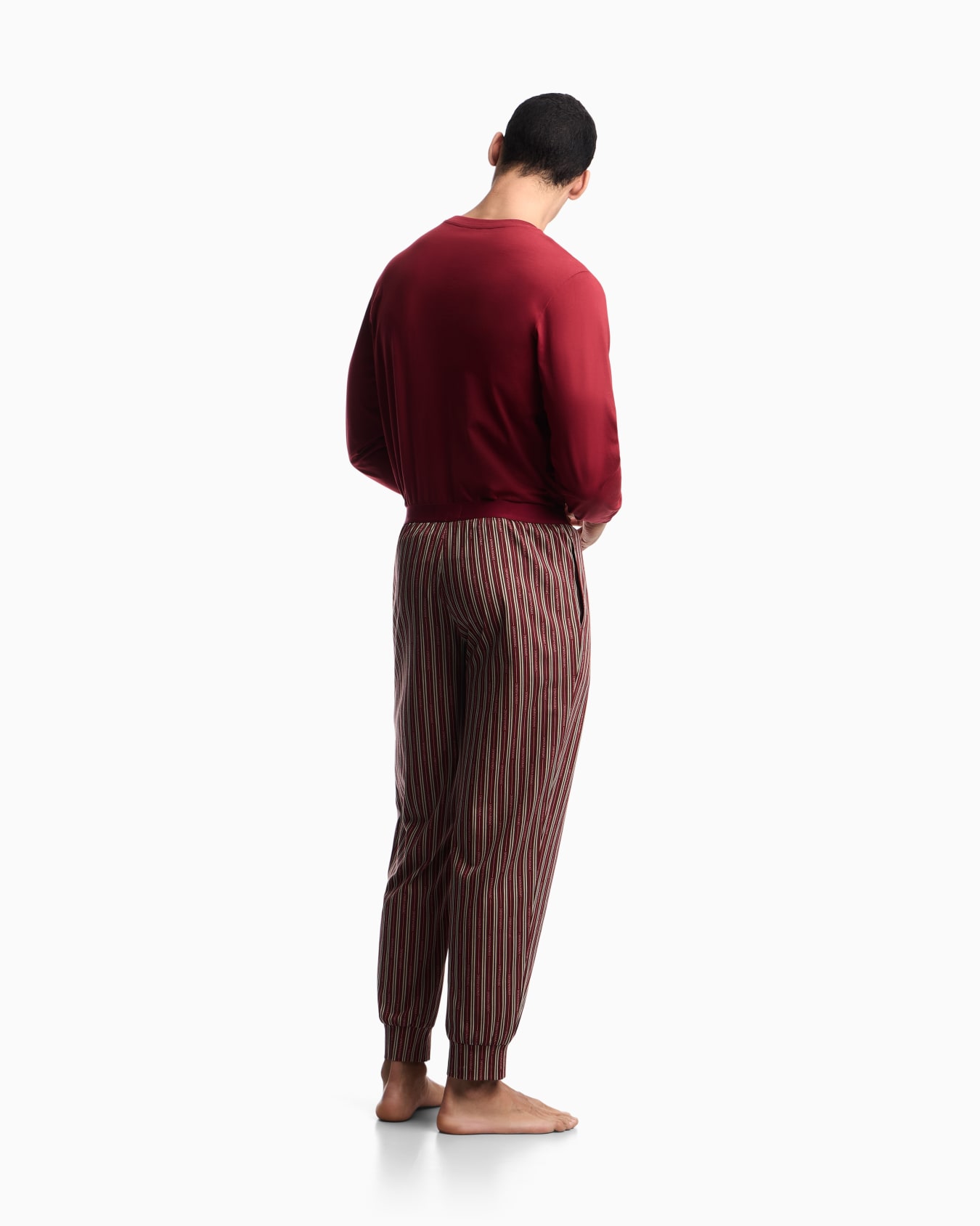 Pajama set in cotton jersey with striped cuffed trousers 슬라이드 2
