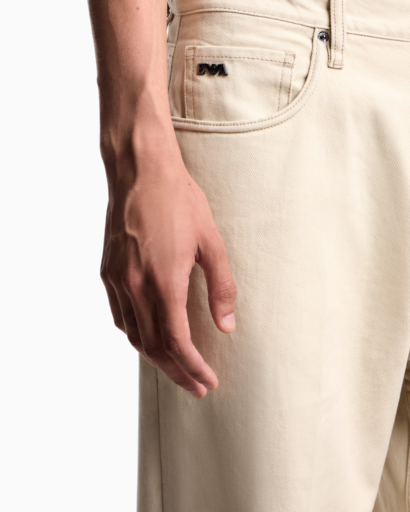 J73 loose-fit jeans in cotton bull Slide 5