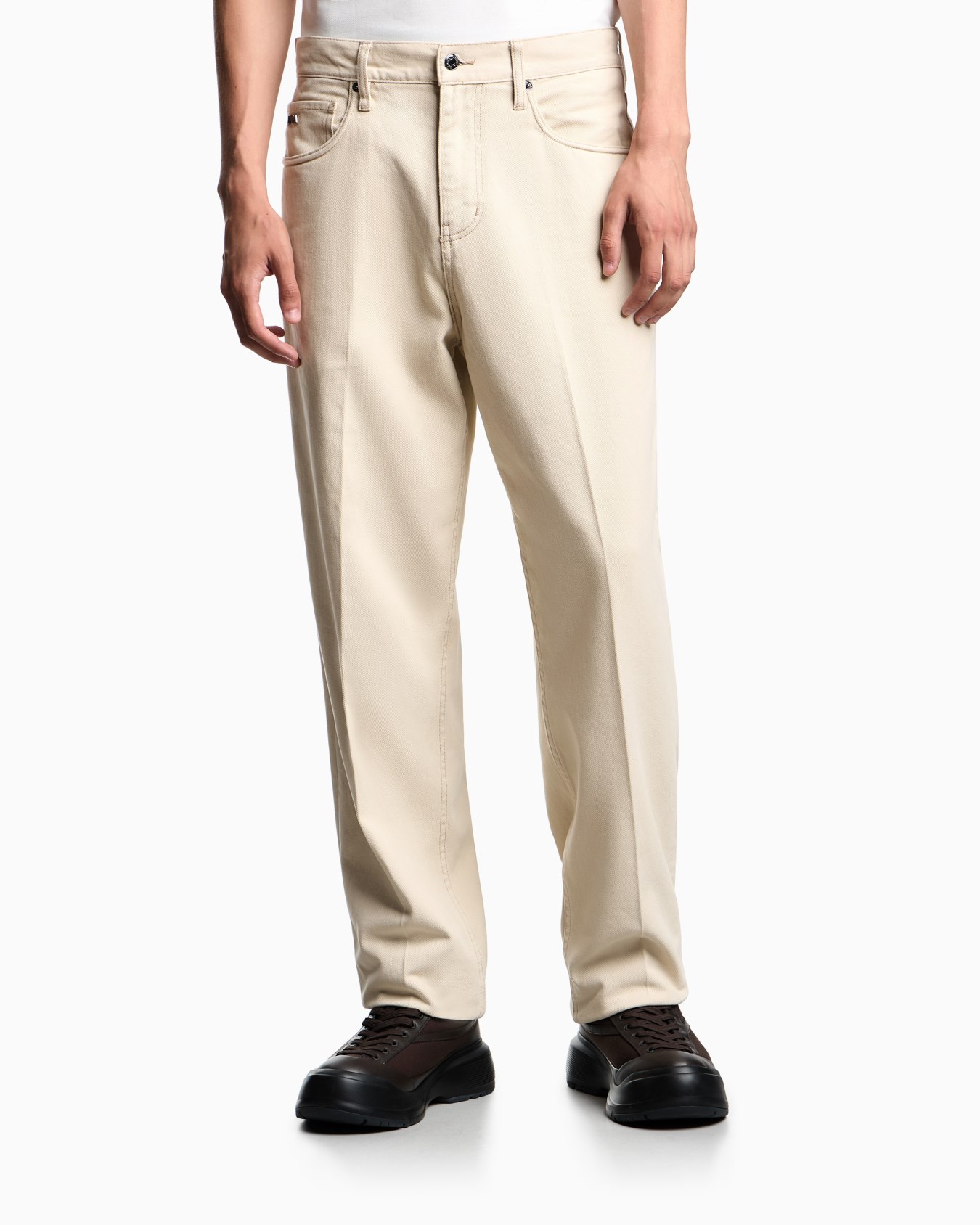 J73 loose-fit jeans in cotton bull Slide 4