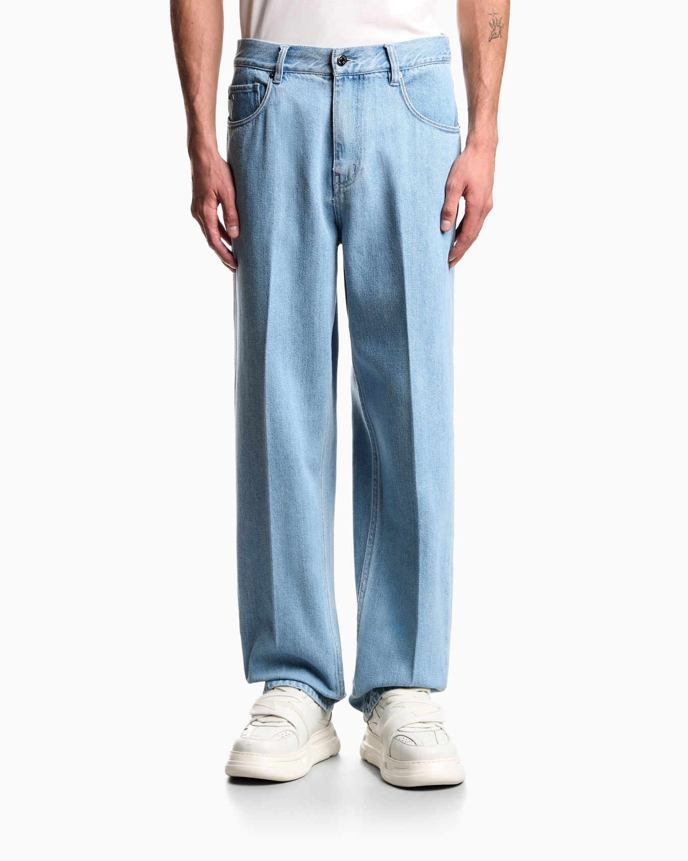 ルーズジーンズ スライドする 3