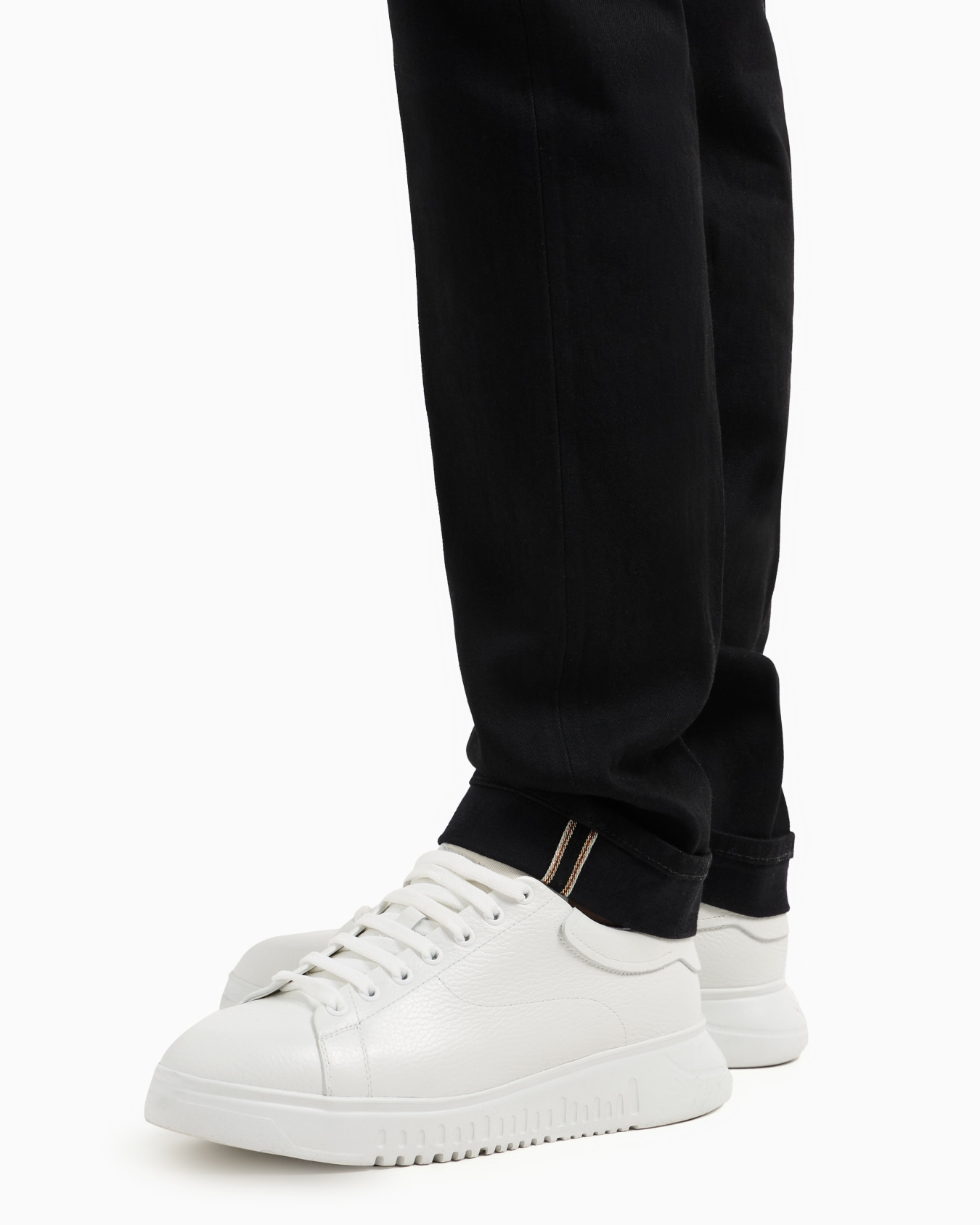 Jean J75 coupe slim en denim selvedge avec broderie Diapositive 4