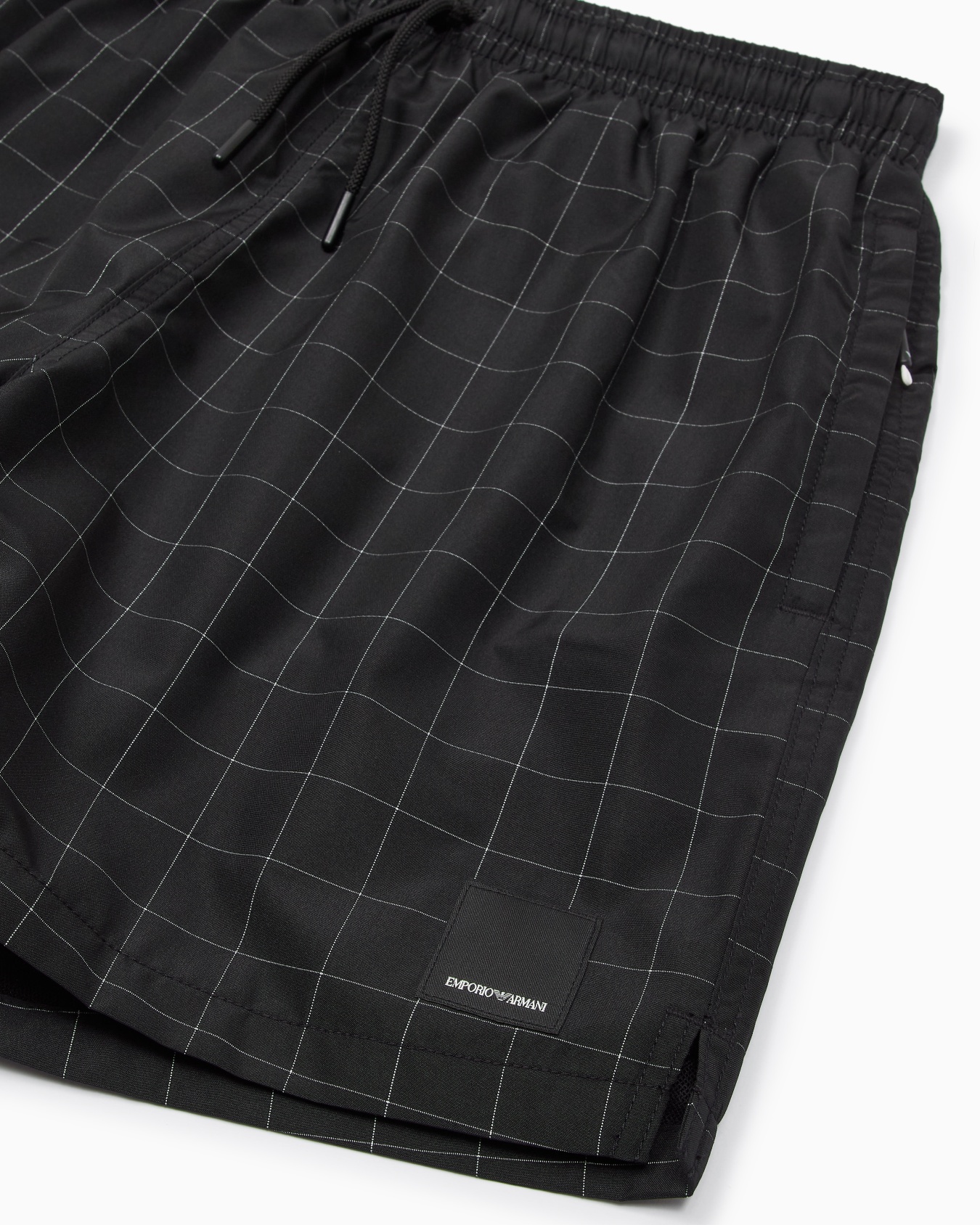 Black Edition Badeshorts Folie 3