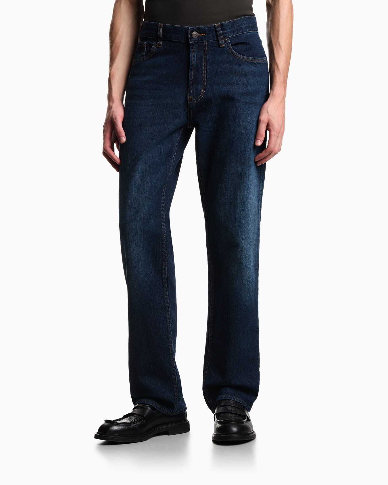 J76 straight-fit jeans in a vintage-effect washed denim Slide 3