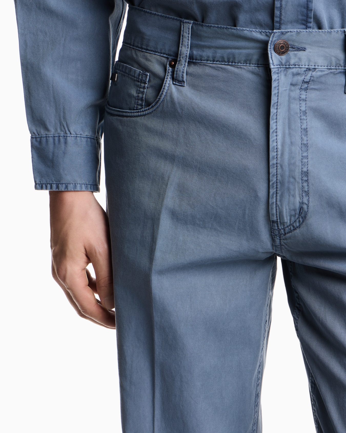 Straight Fit Five-Pocket-Hose J76 aus gewaschenem Twill Folie 4