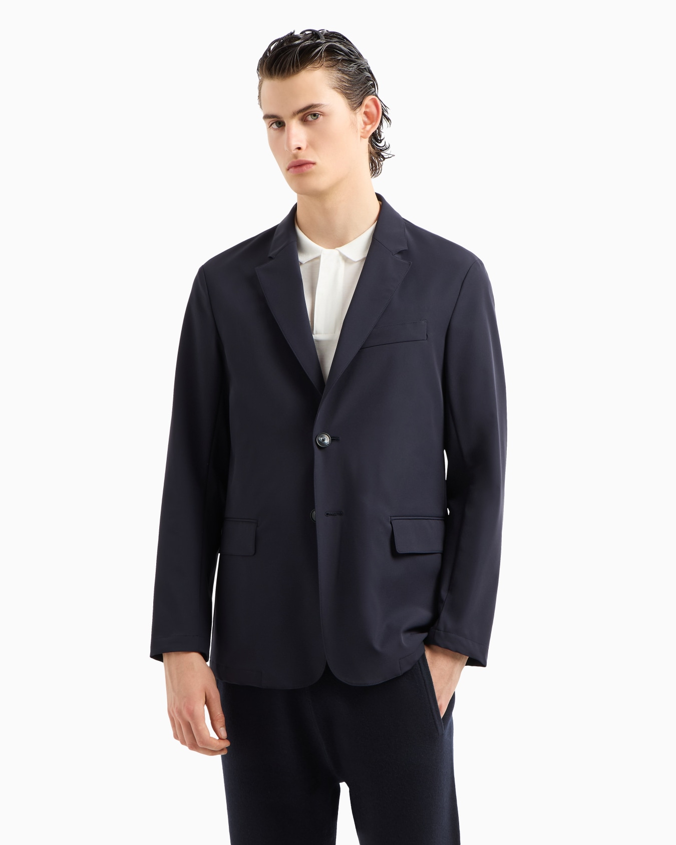 Travel Essential lightweight nylon, single-breasted jacket Slide 1