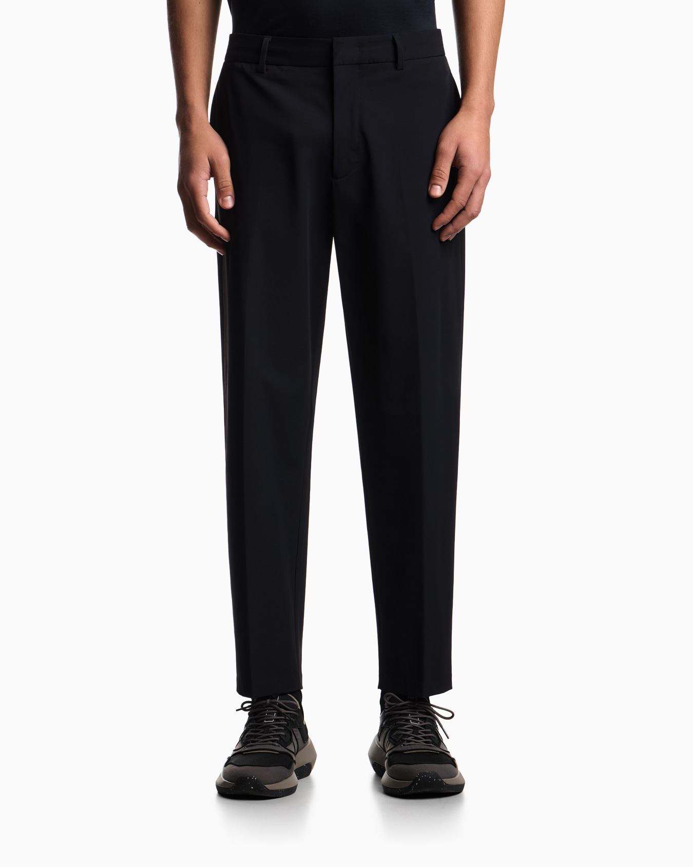 Travel Essentials nylon chinos Slide 3