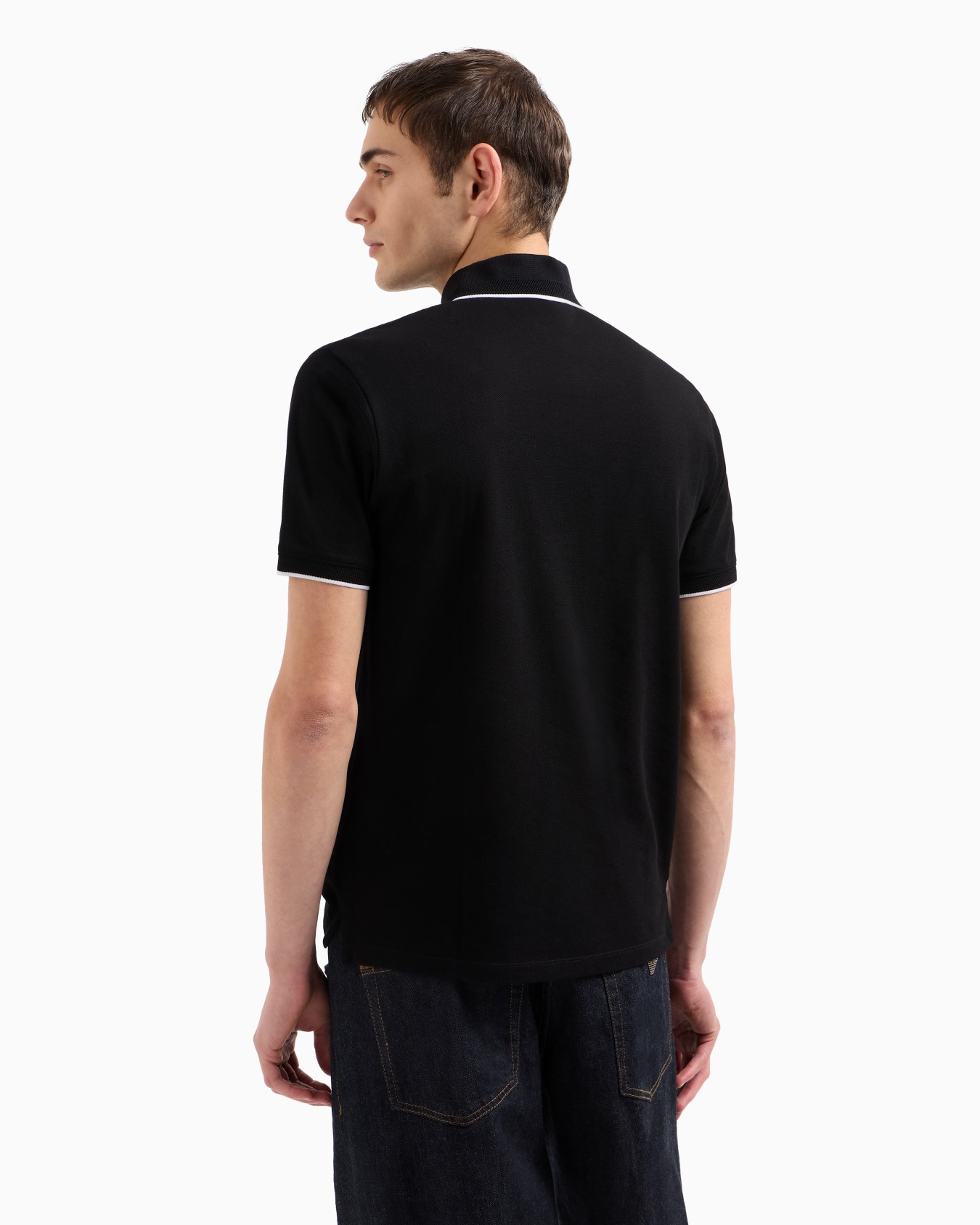 Polo de piqué elástico con bordado de microáguila Diapositiva 2