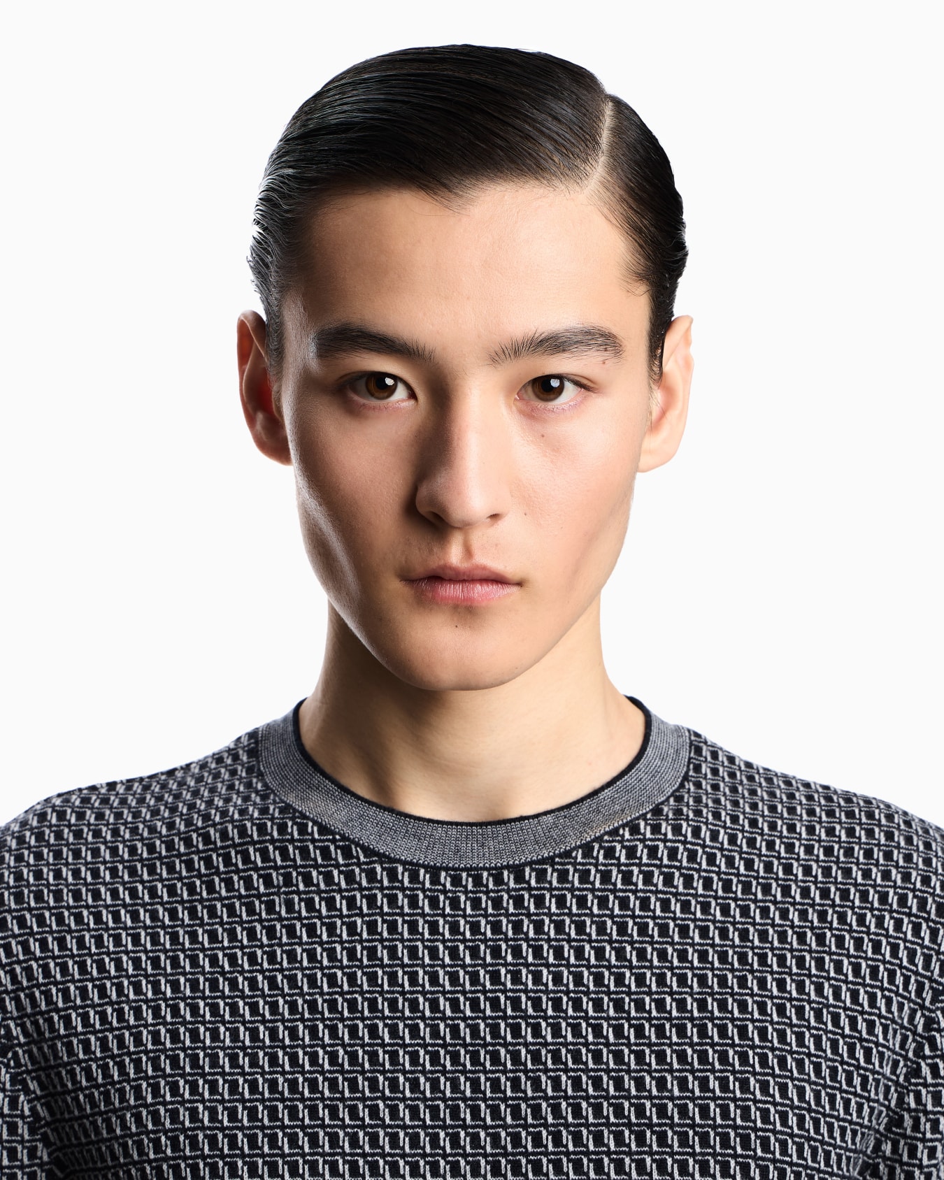 US Exclusive op-art motif virgin-wool jumper Diapositiva 4