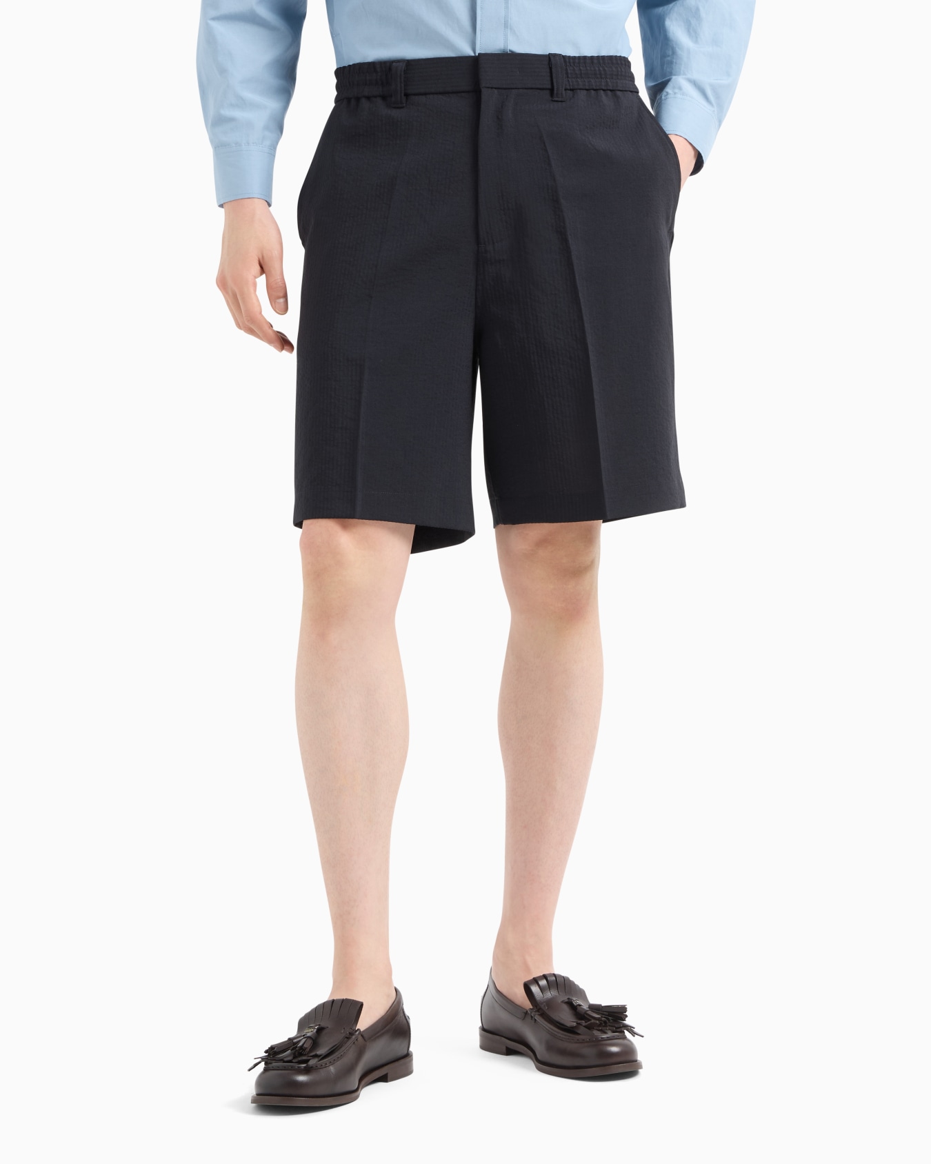 Nylon seersucker elasticated-back Bermuda shorts Slide 4