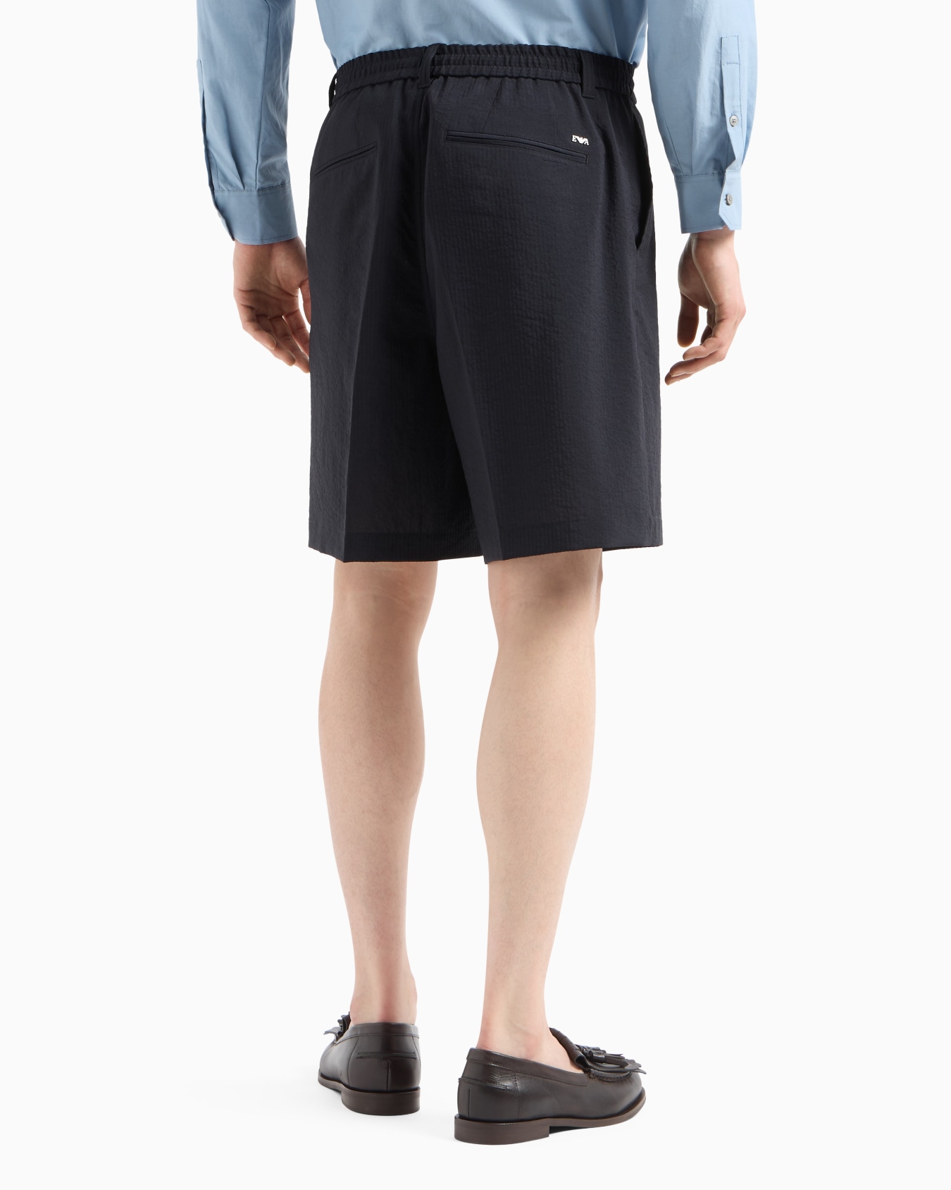 Nylon seersucker elasticated-back Bermuda shorts Slide 3