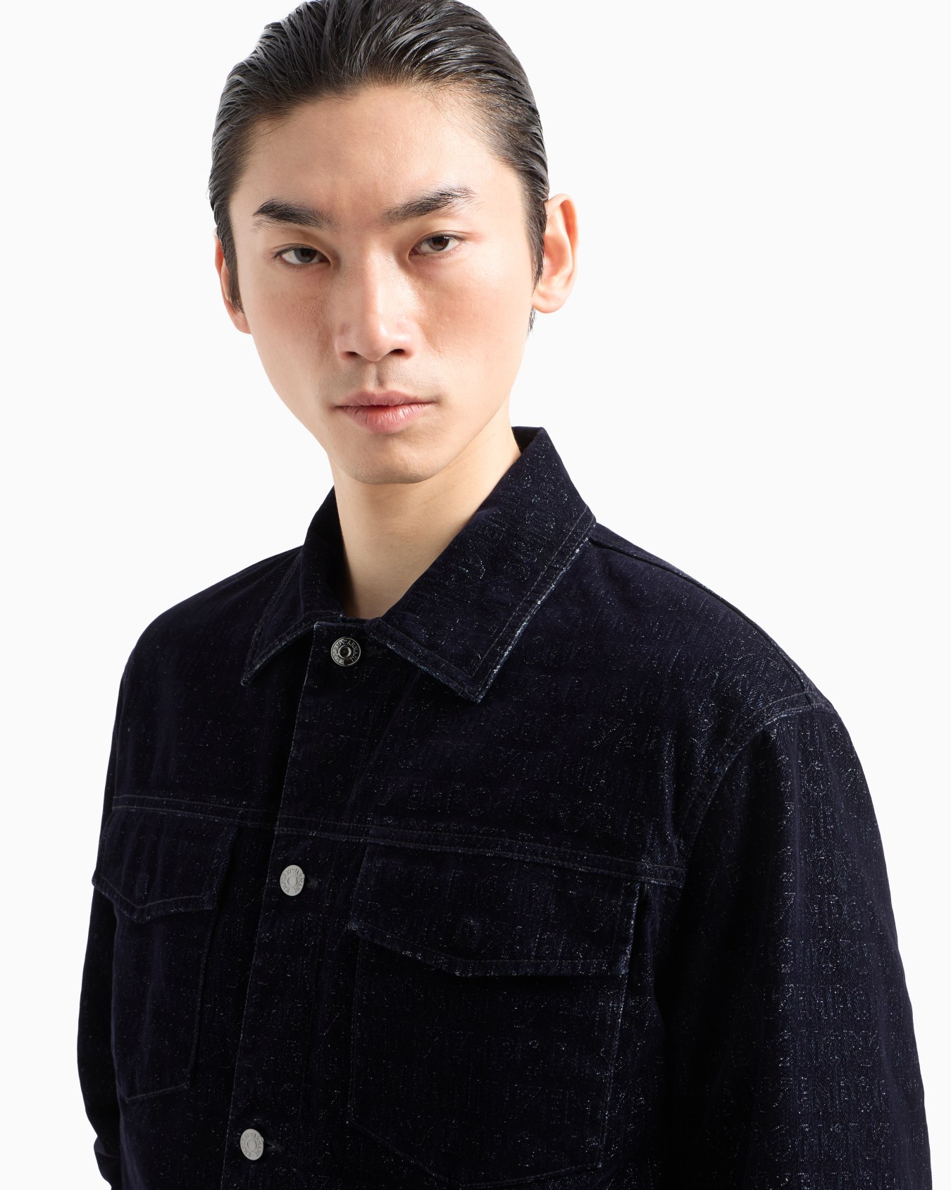Veste en denim avec inscription logo floquée all over Diapositive 5