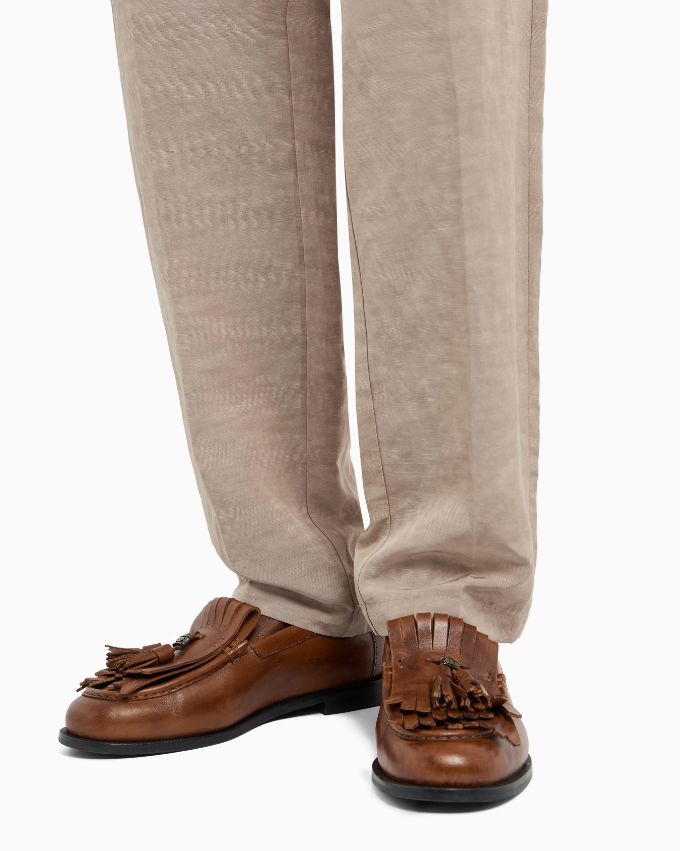 Linen-blend chinos Slide 4