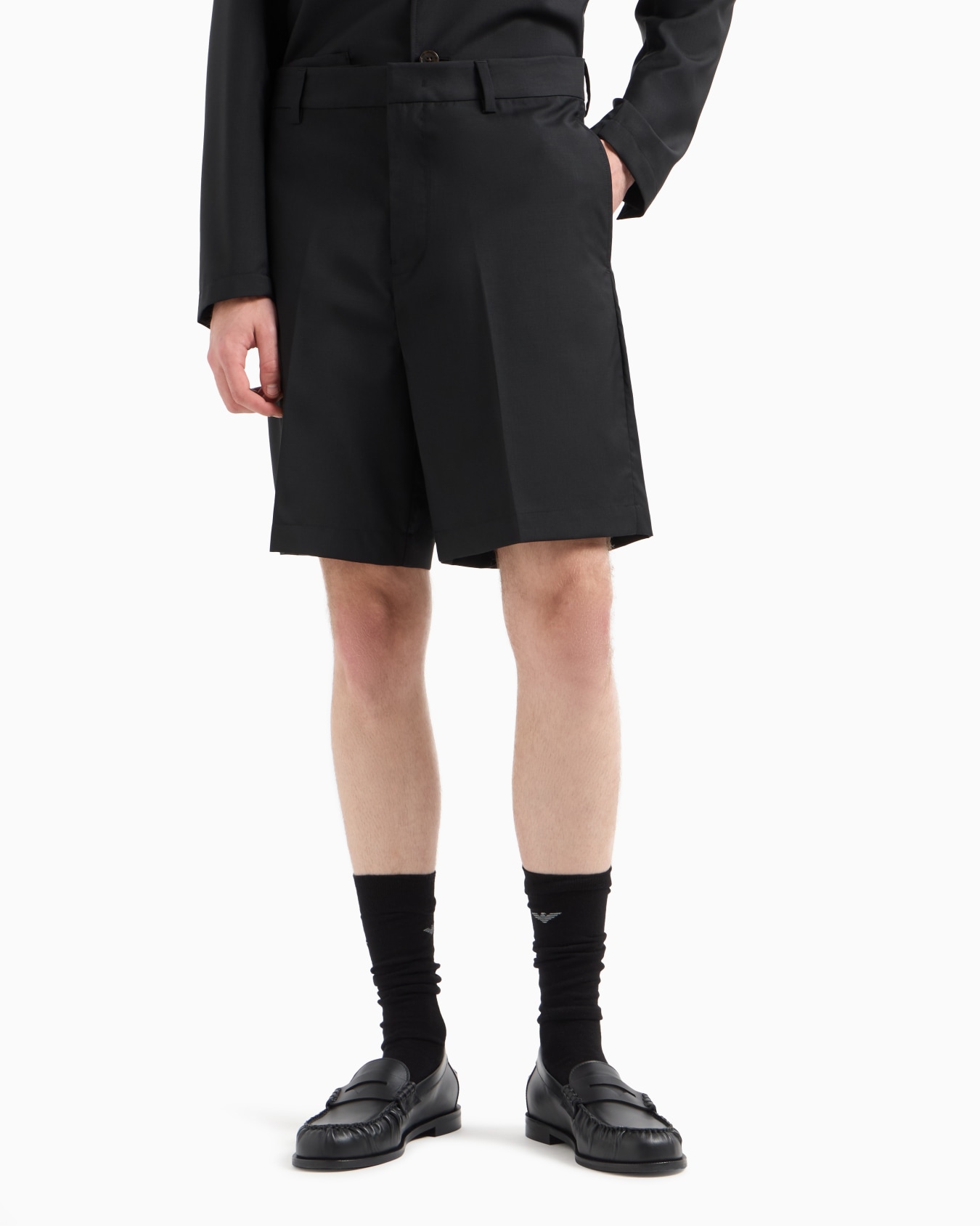 Super light wool Bermuda shorts Slide 4