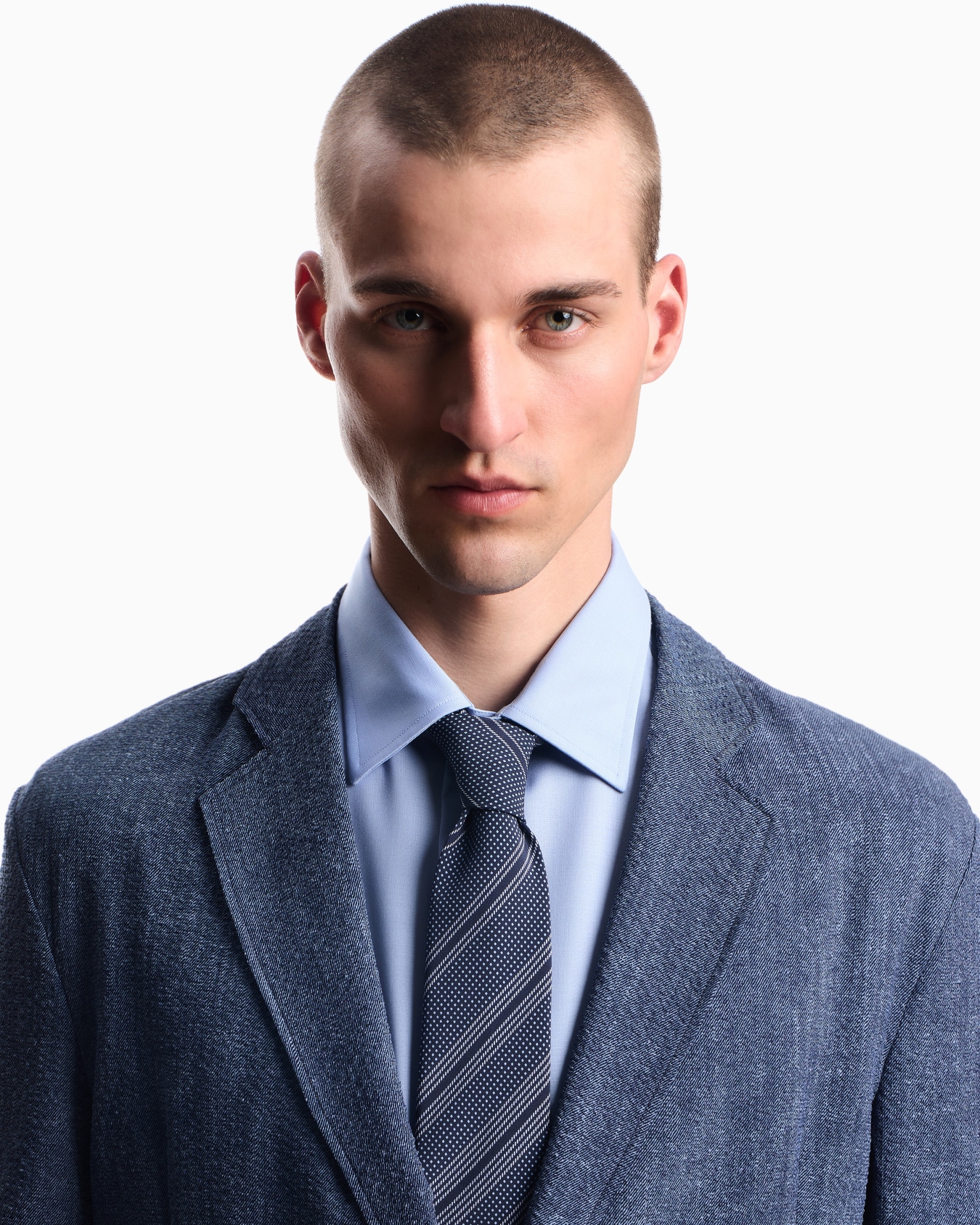 Corbata en seda pura con mezcla de diseños en tejido jacquard Diapositiva 2