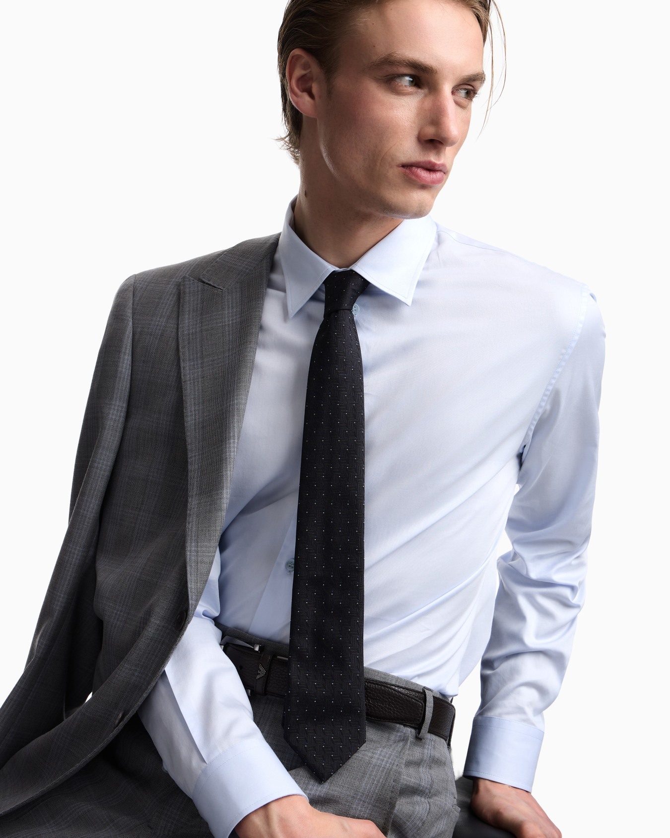 Cravate en pure soie jacquard chevron Diapositive 2