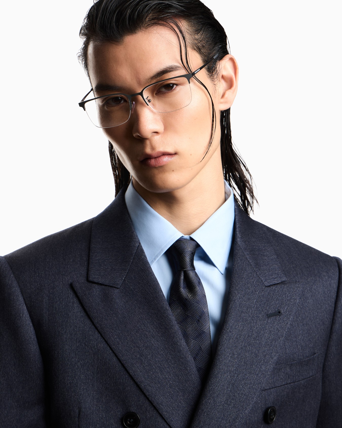 Pure silk tie with jacquard pattern Slide 2