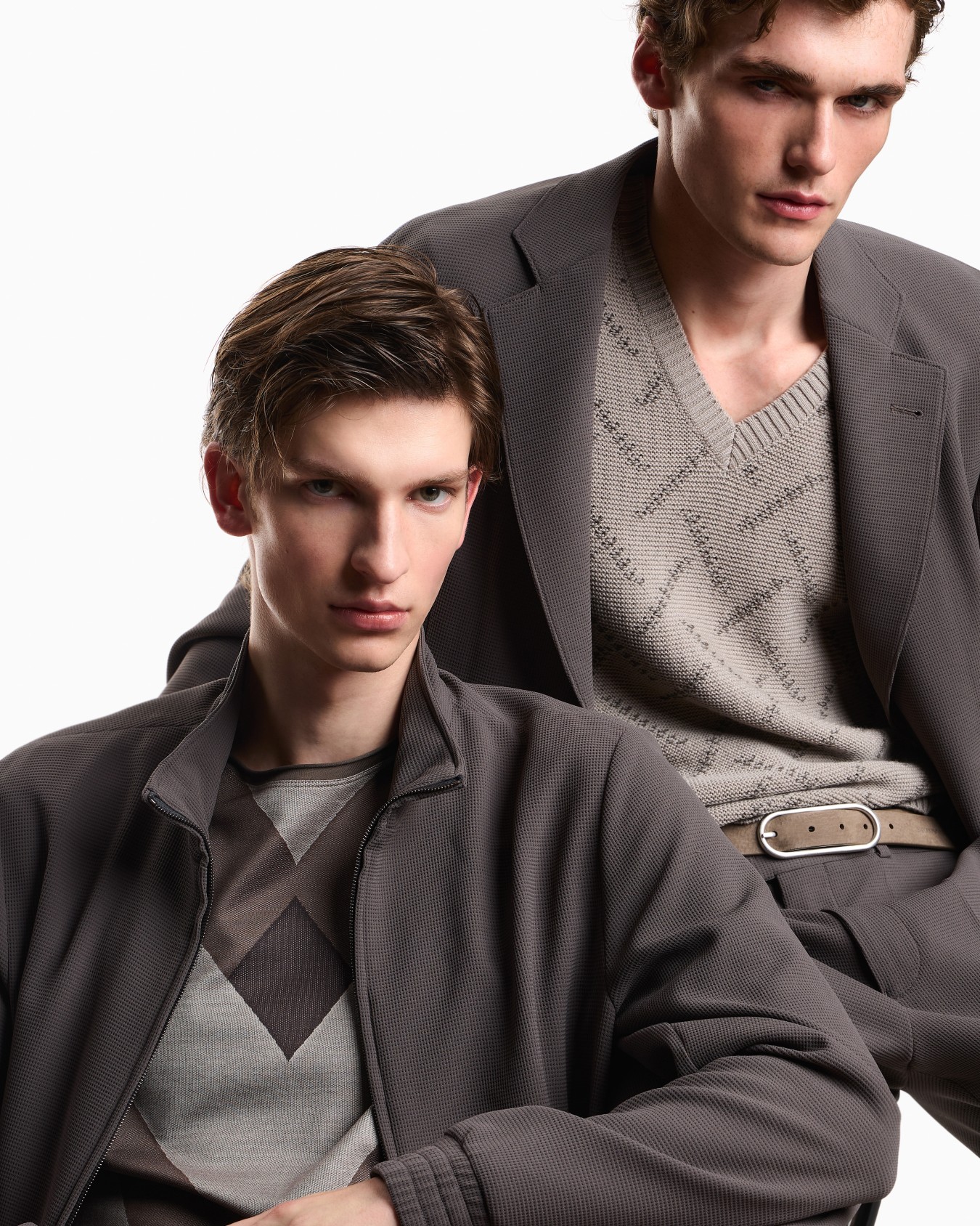 Blouson jacket in 3D crepe jersey with full-length zip Slide 3