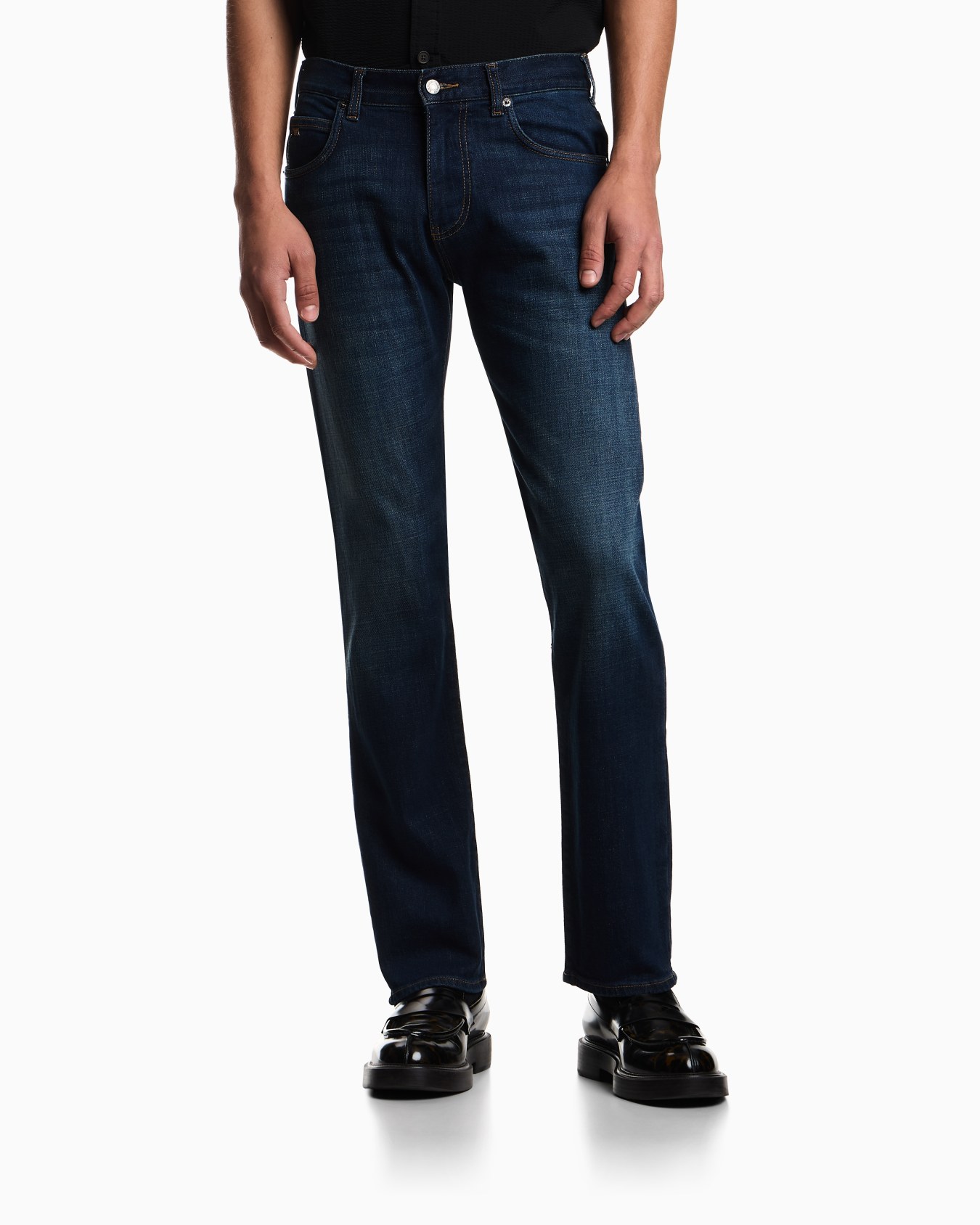 J45 regular-fit denim jeans in a classic wash Slide 3