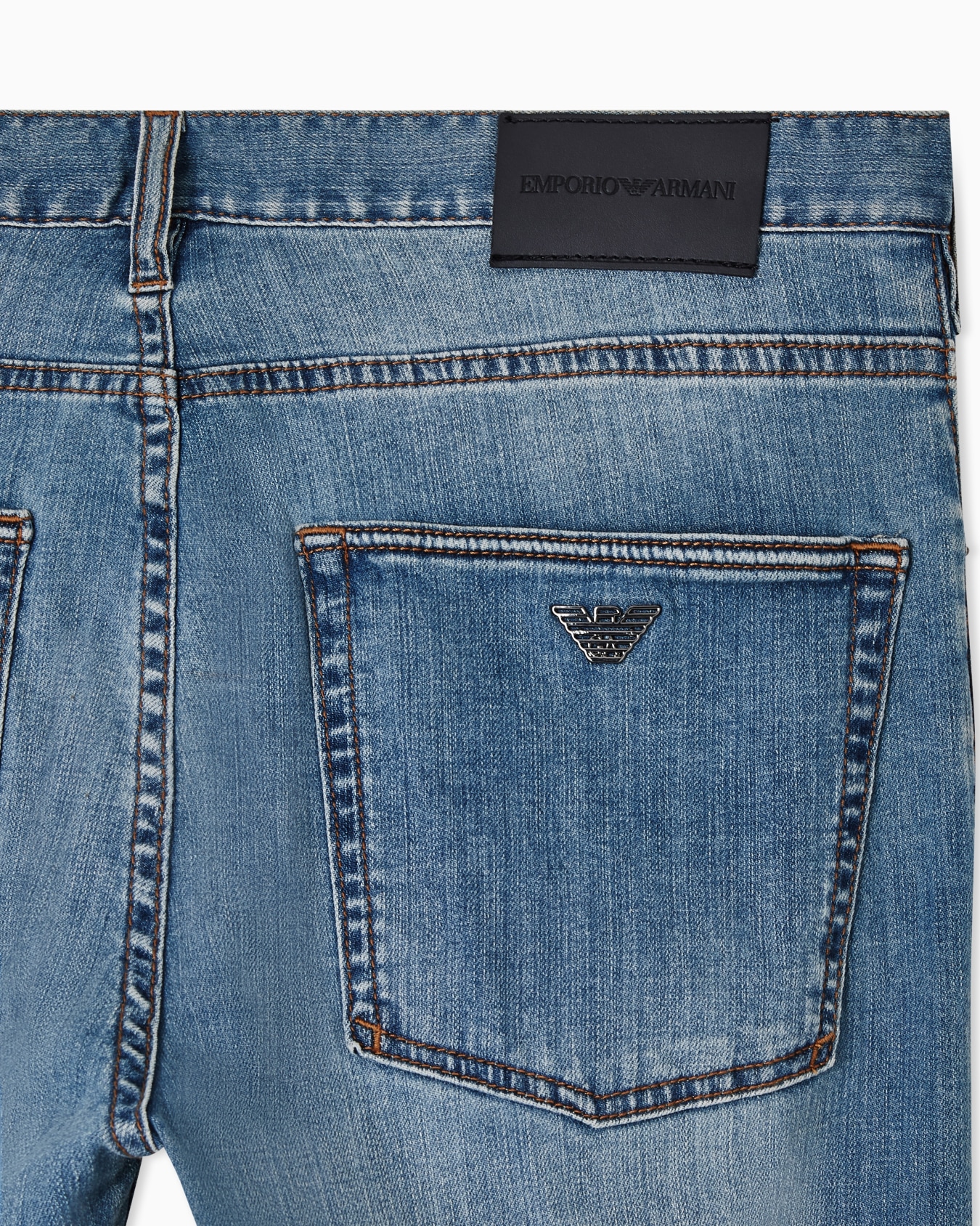 J45 regular fit, washed stretch denim jeans Slide 4