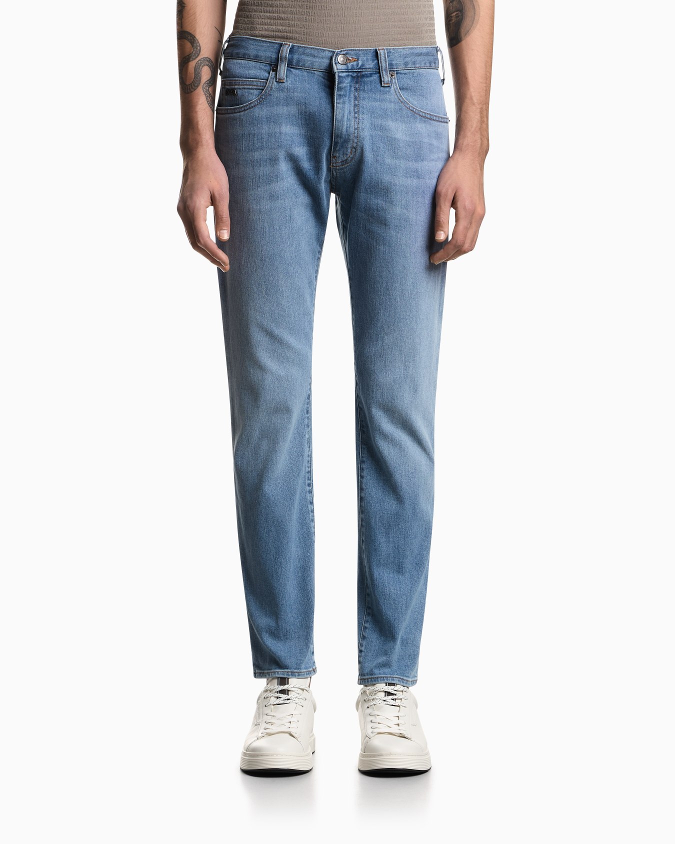 J45 Regular-fit washed 11.5 oz comfort denim jeans Slide 3