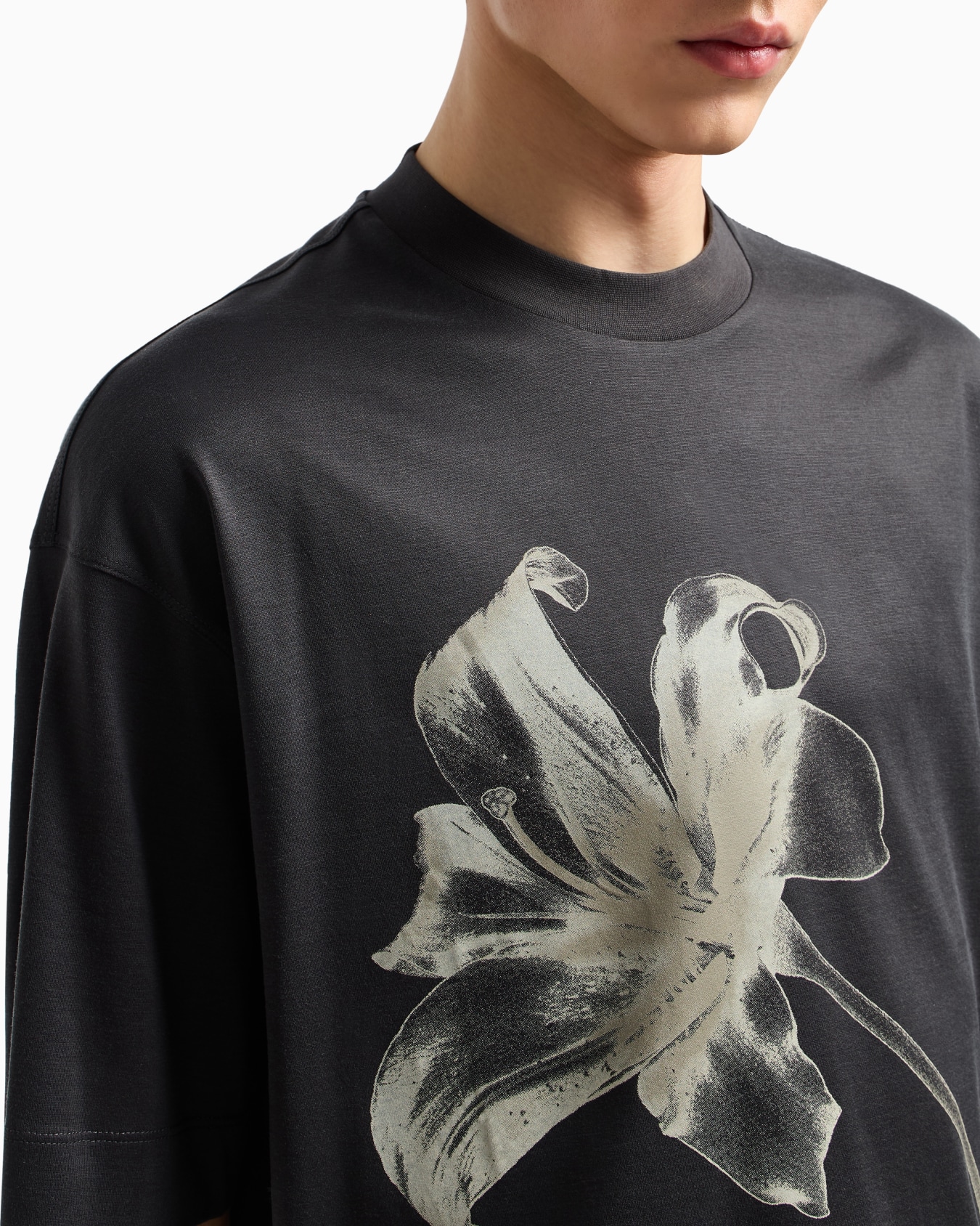 Camiseta de corte ancho de punto de mezcla de lyocell con estampado de lirio ASV Diapositiva 5