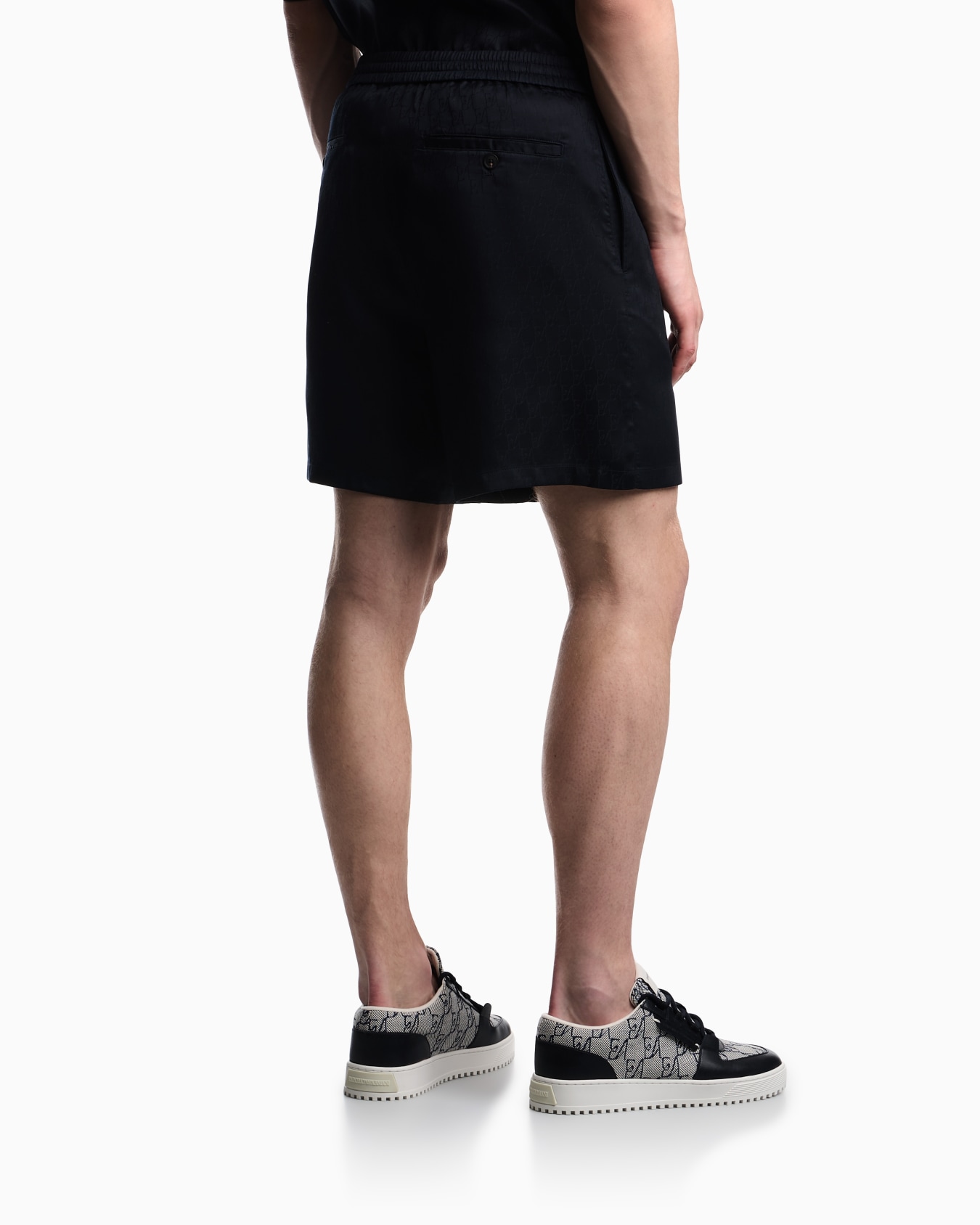 Bermuda shorts in Tencel jacquard with a regular fit Slide 5