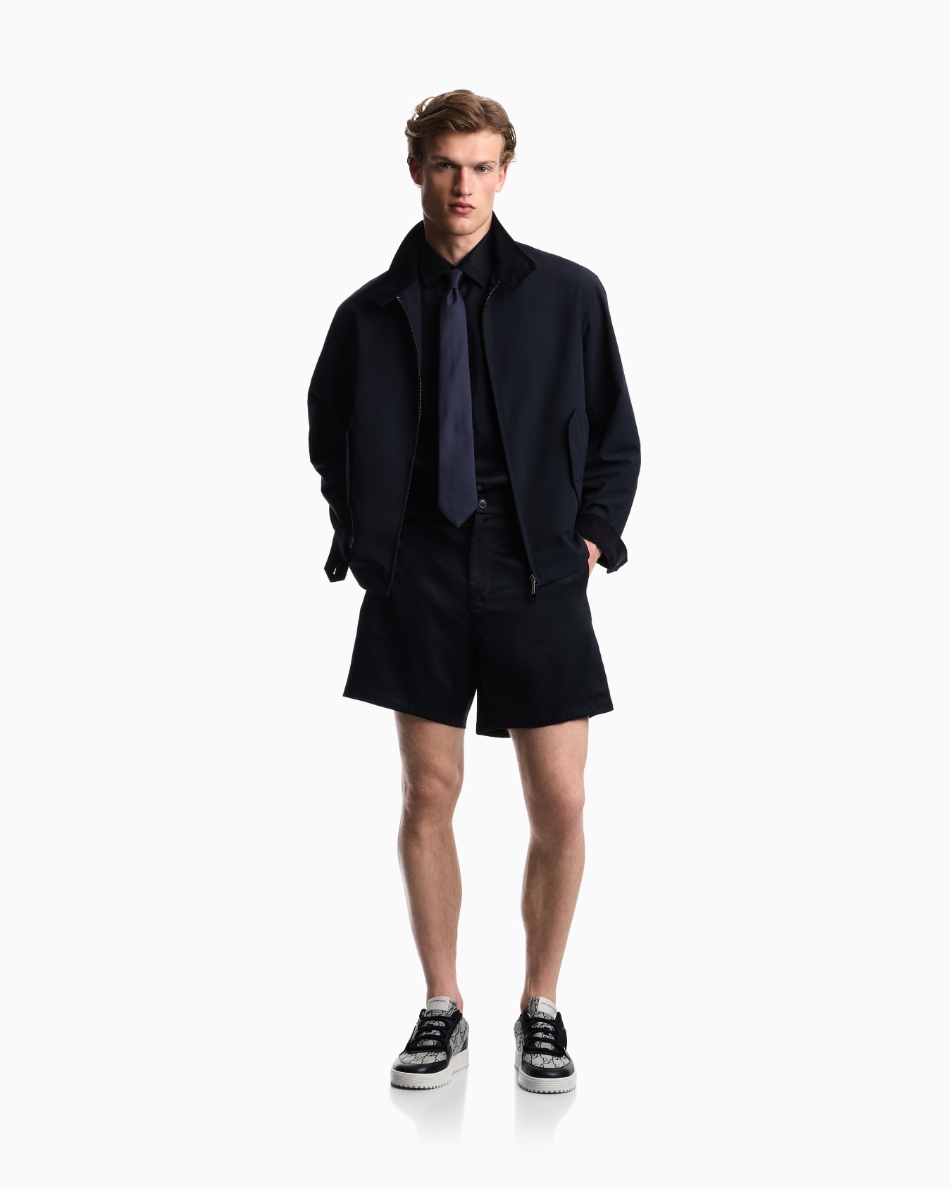 Bermuda shorts in Tencel jacquard with a regular fit Slide 1