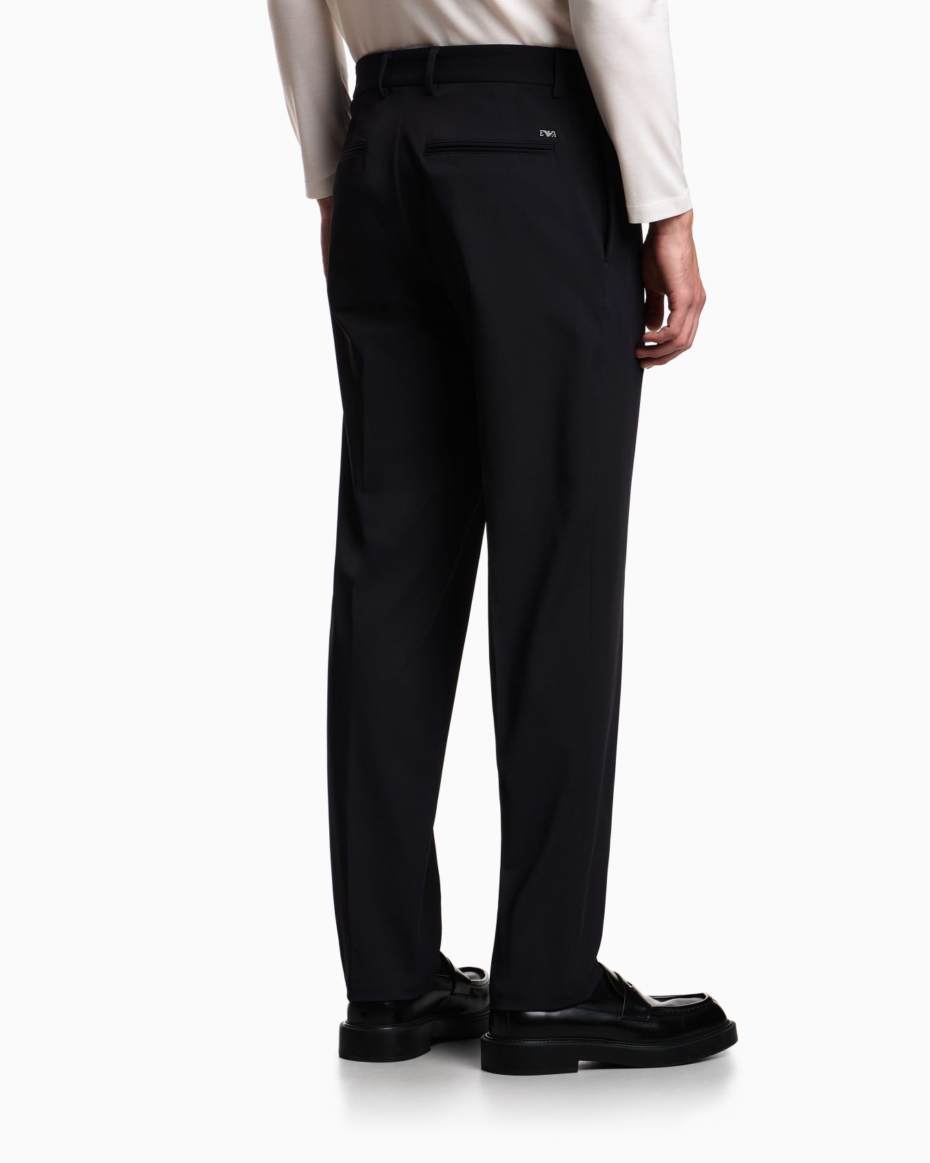 Chinos in nylon stretch twill Slide 2