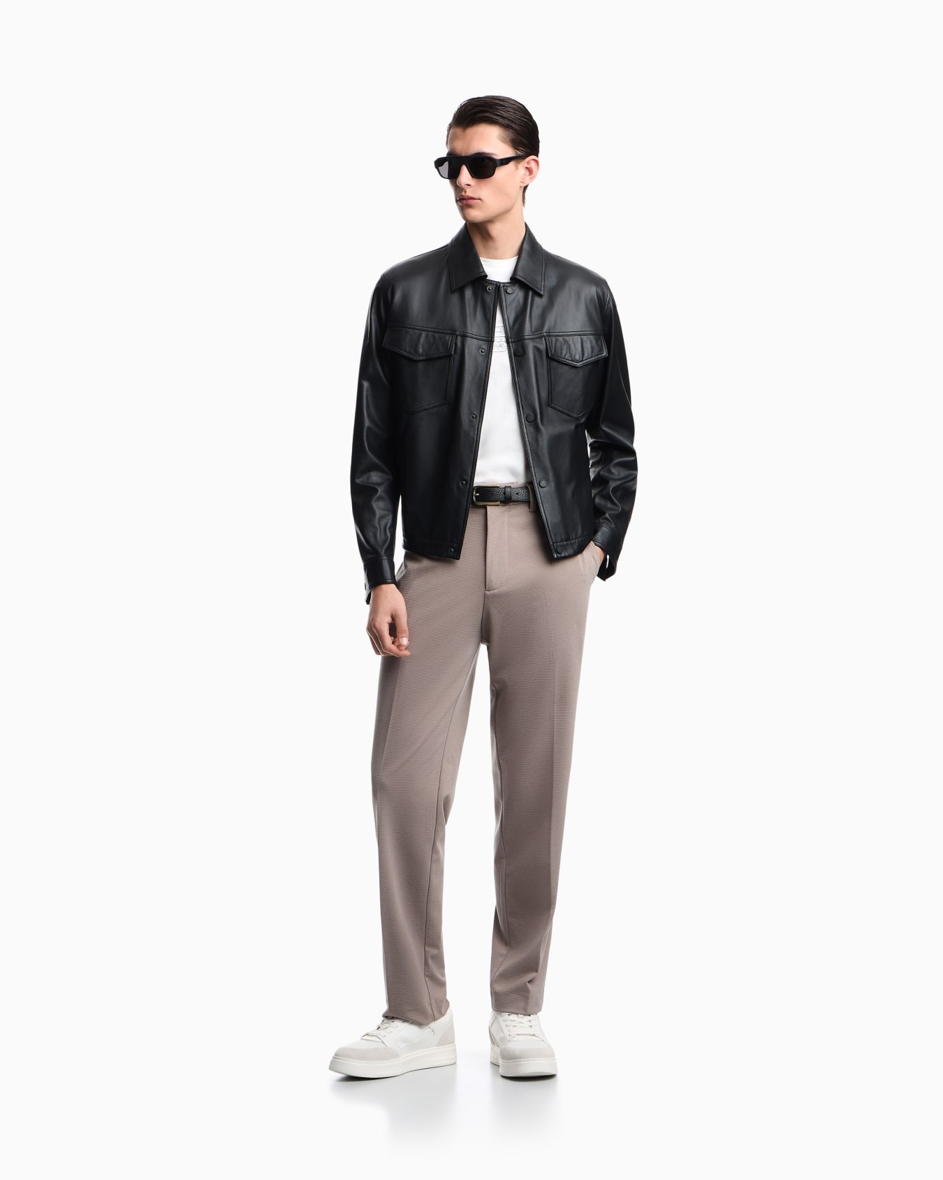 Waffle-effect armure fabric trousers Slide 1