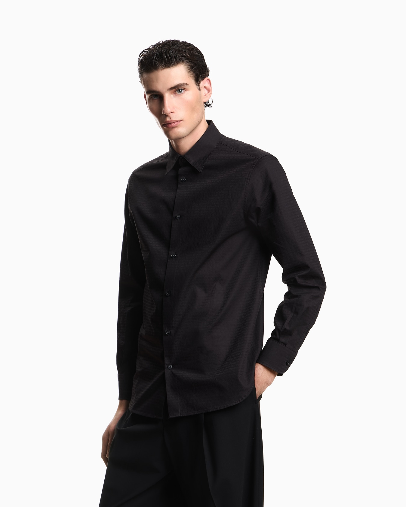 Jacquard shirt with all-over lettering Slide 3