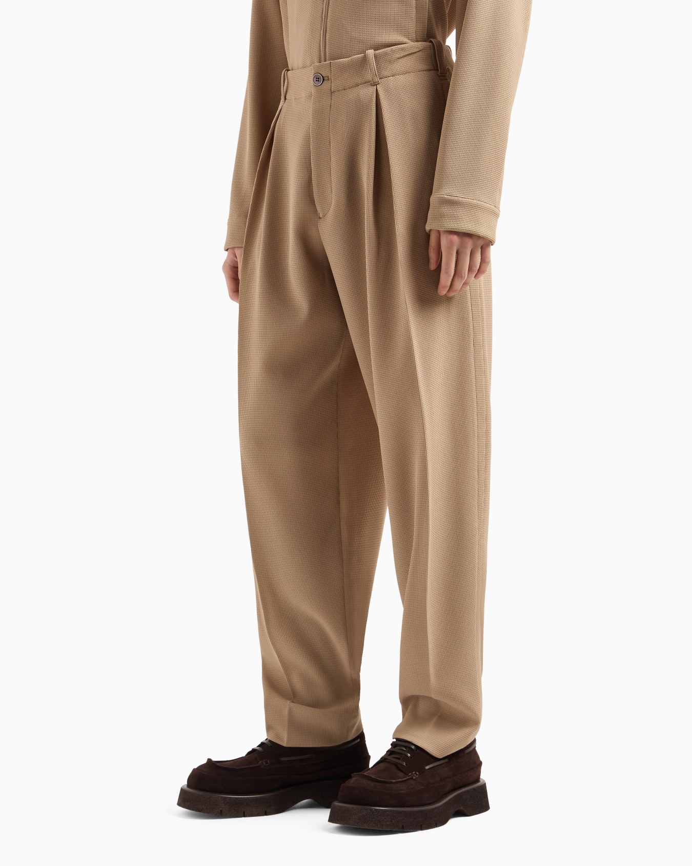 Pantalon à pinces en jersey crêpe micro texturé effet piqué Icon Diapositive 4