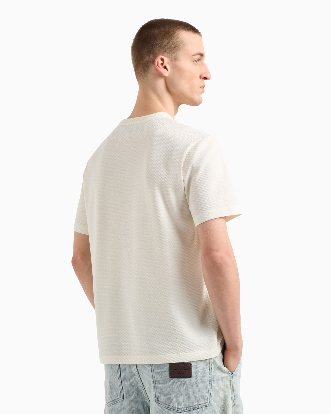 T-shirt in jersey jacquard a rilievo effetto 3D ASV Slide 2
