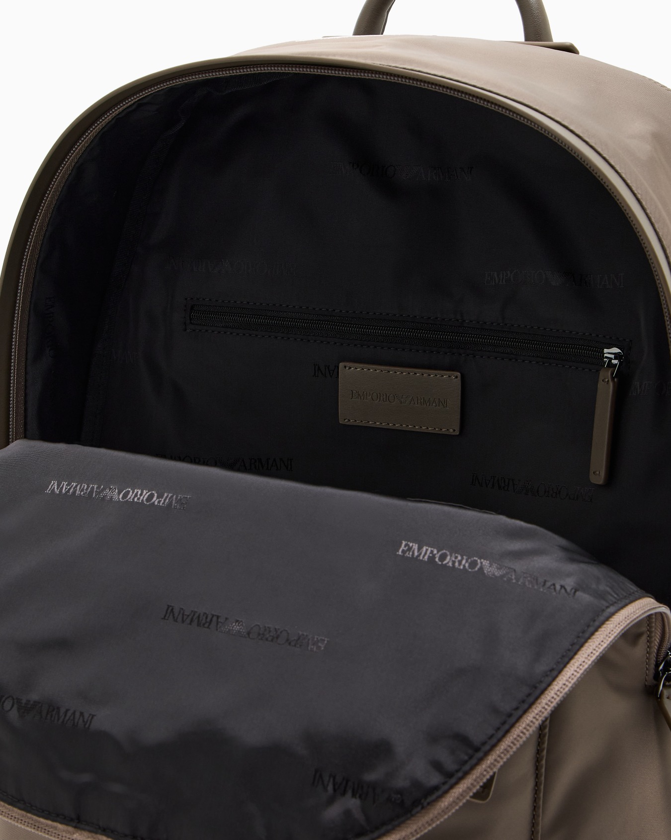 Mochila redonda de nailon reciclado ASV Diapositiva 3