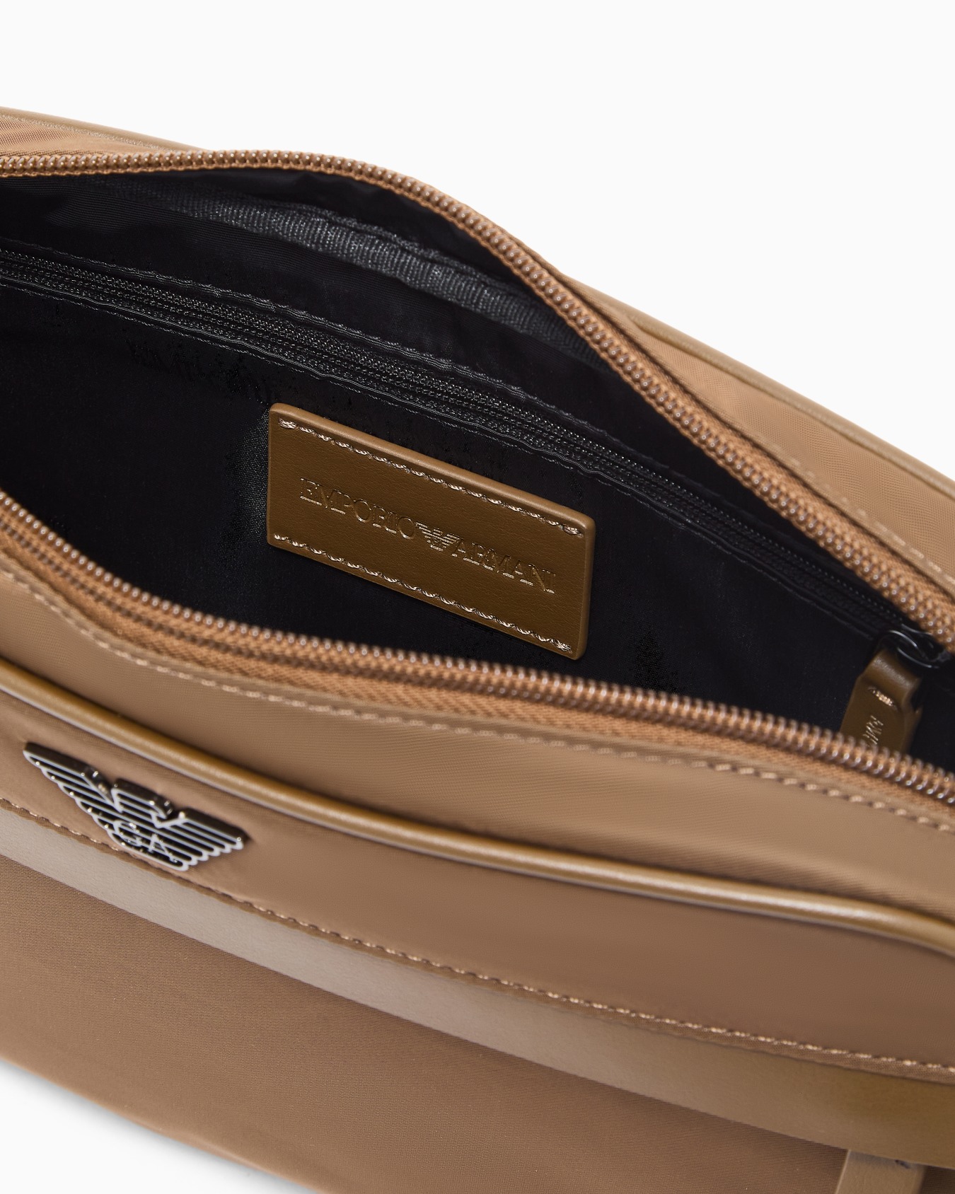 Bolso bandolera de nailon reciclado ASV Diapositiva 3